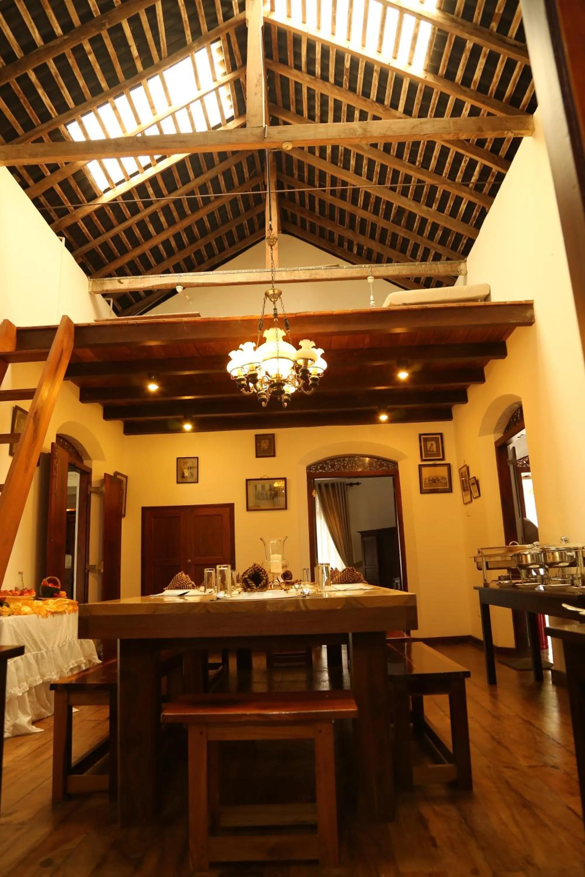 Dining area in Thamaya Heritance Tangalle