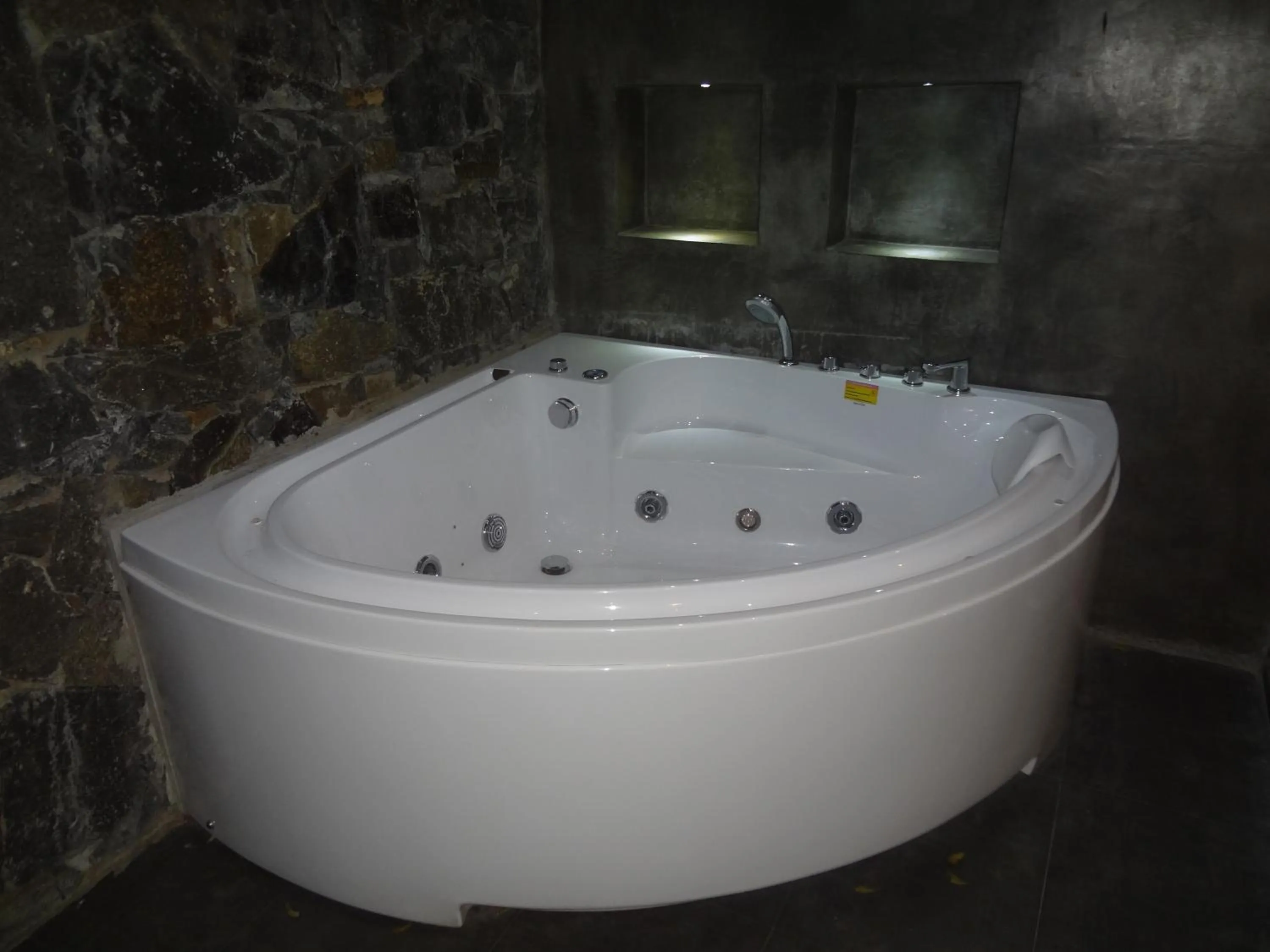 Bathroom in Thamaya Heritance Tangalle