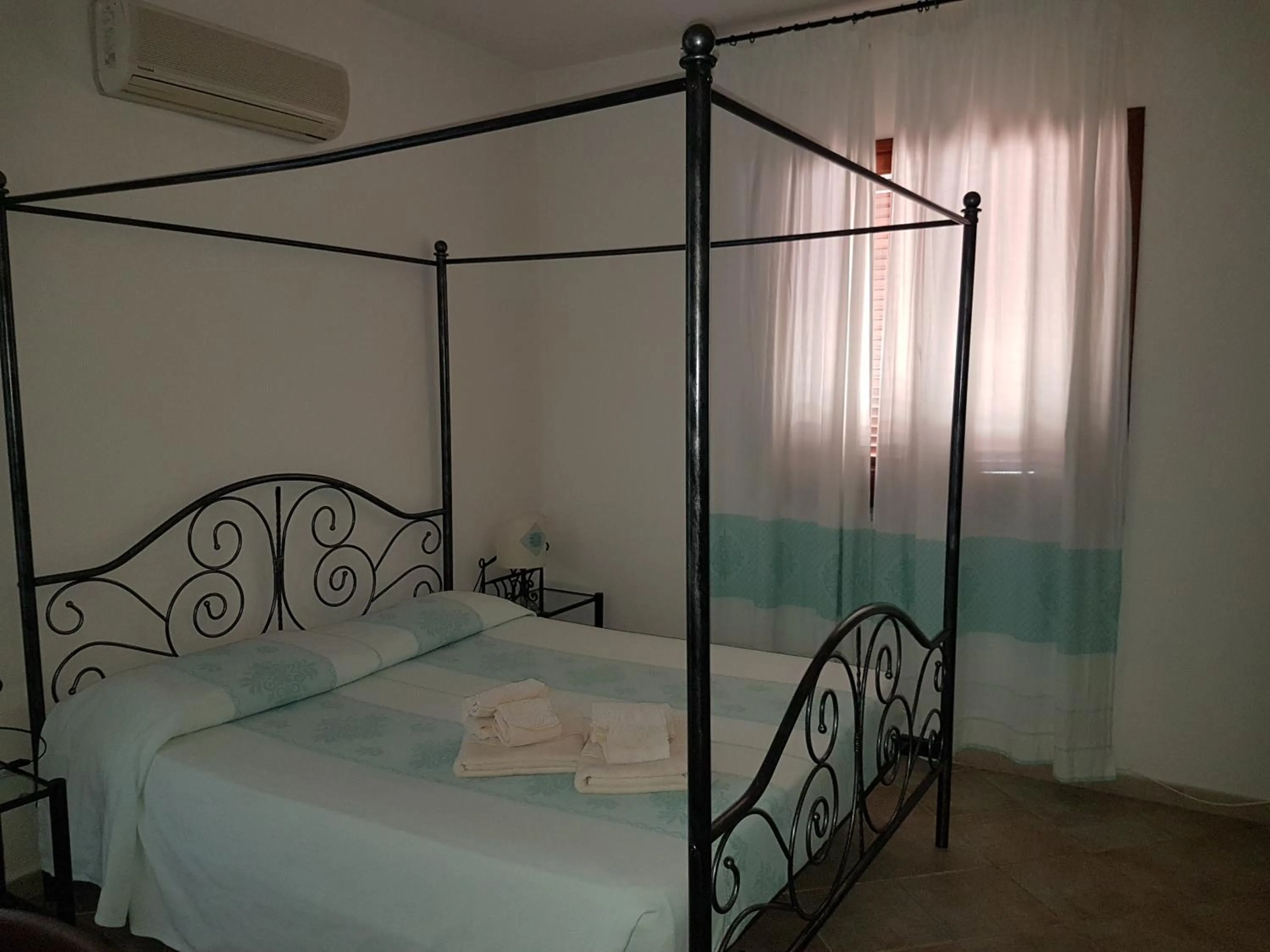 Bed in Hotel Il Platano