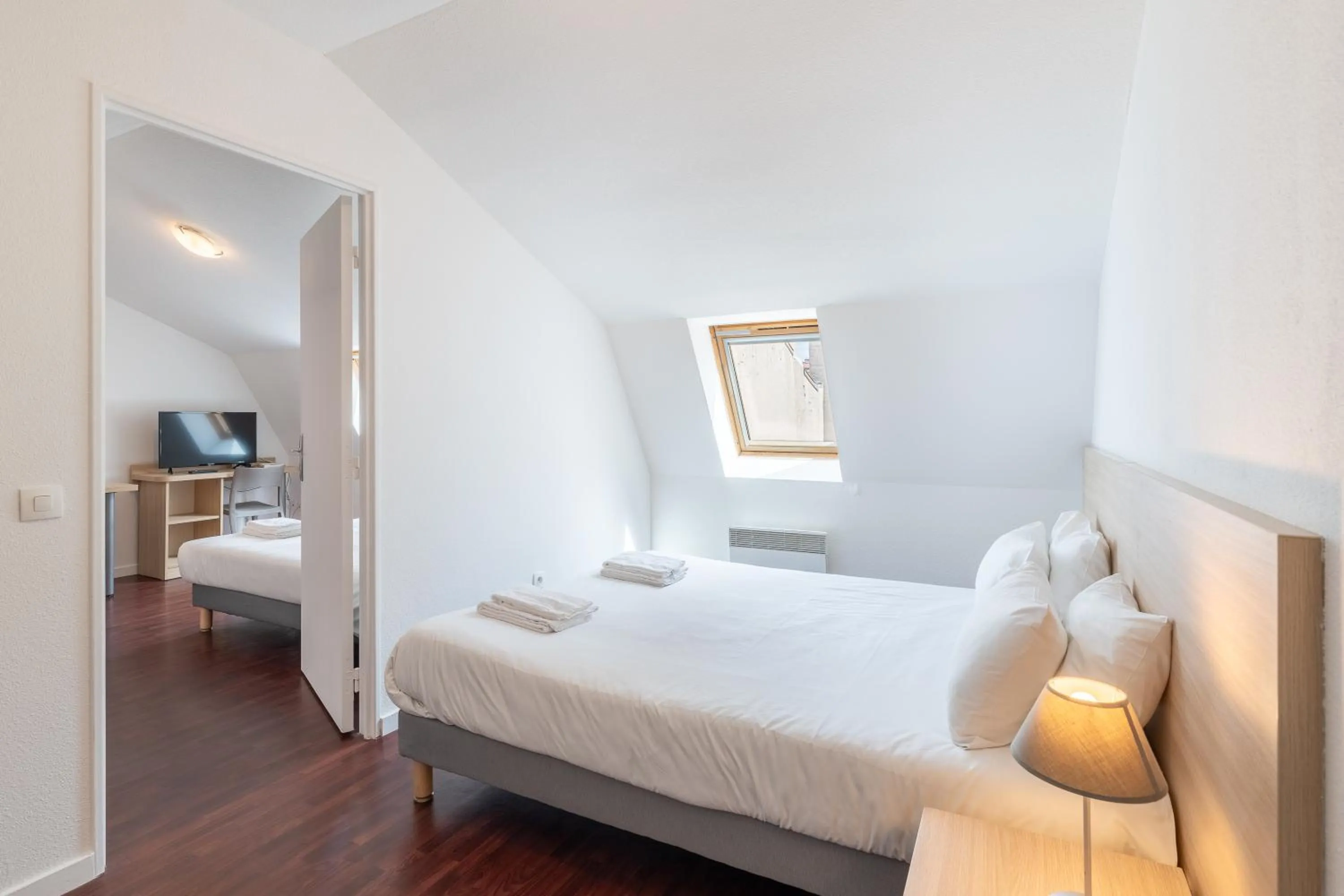 Bedroom, Bed in Residhotel St Etienne Centre