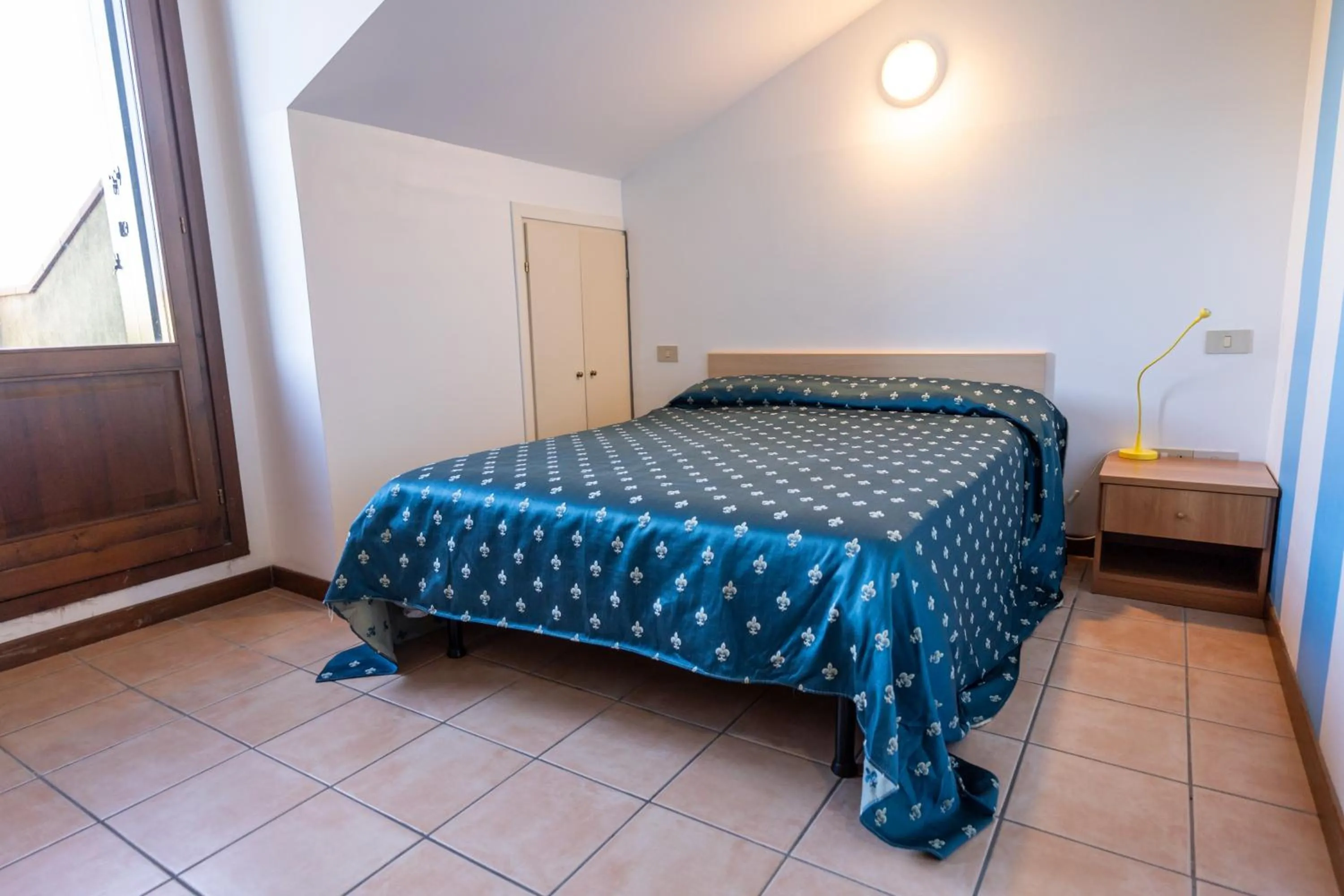 Bed in Hotel Il Lato Azzurro - Isola di Sant'Erasmo - NO VEHICLES ACCESS