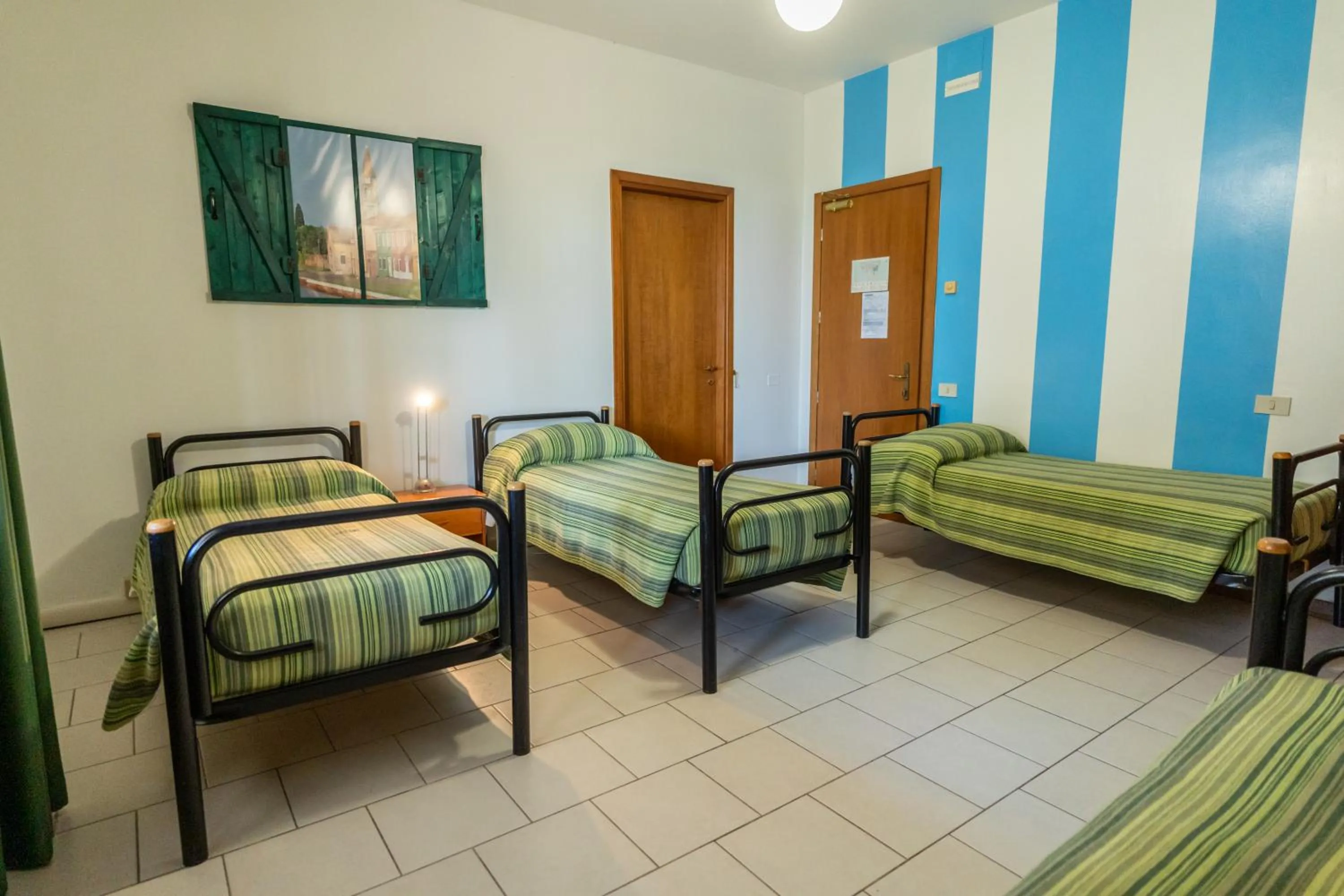 Bed in Hotel Il Lato Azzurro - Isola di Sant'Erasmo - NO VEHICLES ACCESS