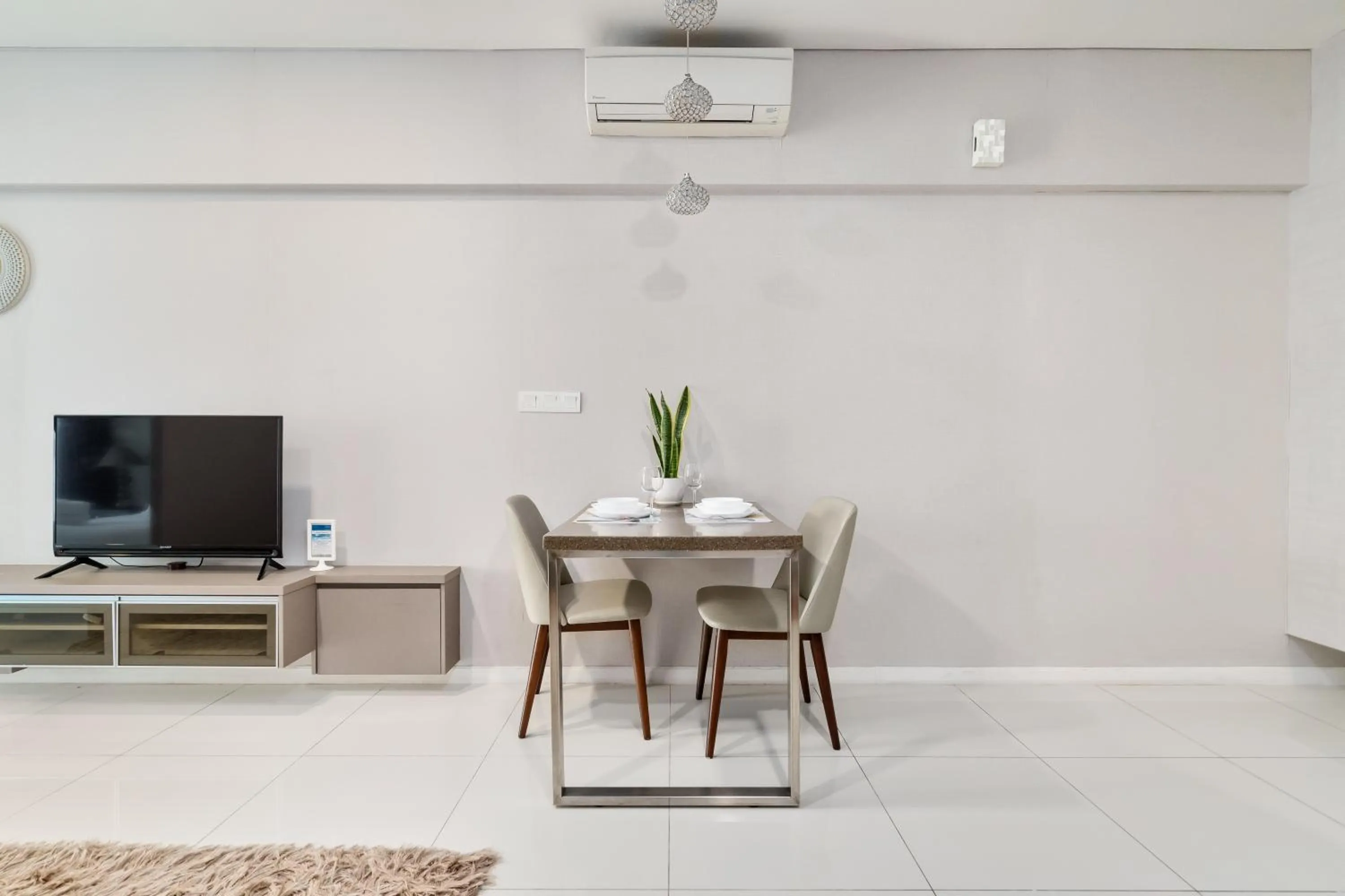 TV and multimedia in Summer Suites KLCC Apartments by soulasia