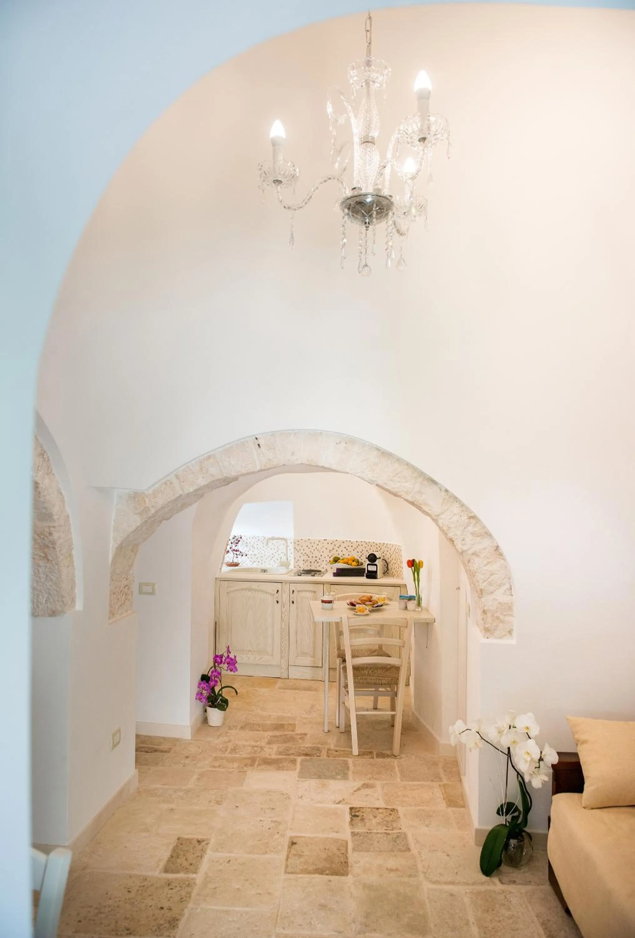Dining area in Trullo Giardino Fiorito