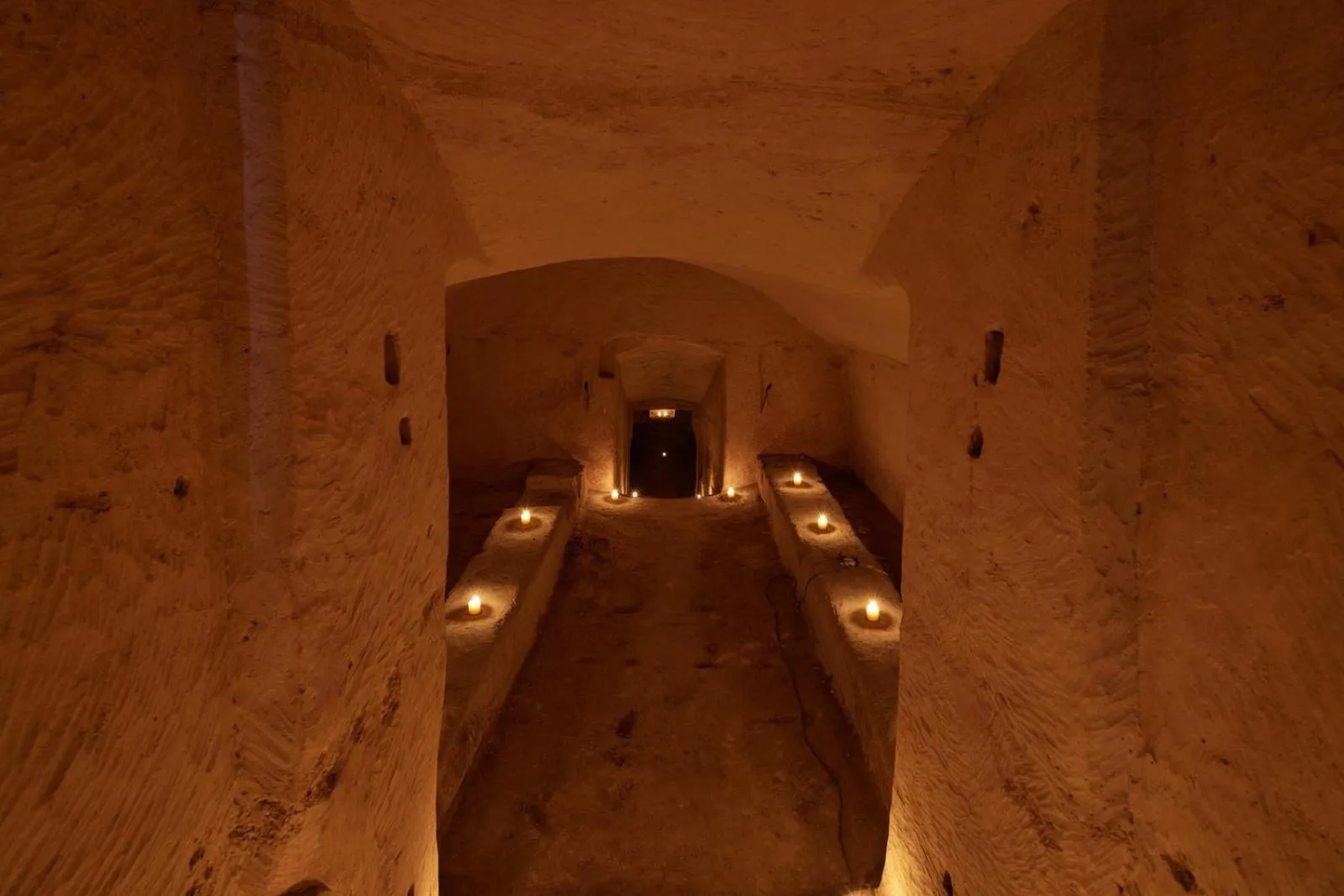 Inner courtyard view in Sextantio Le Grotte Della Civita