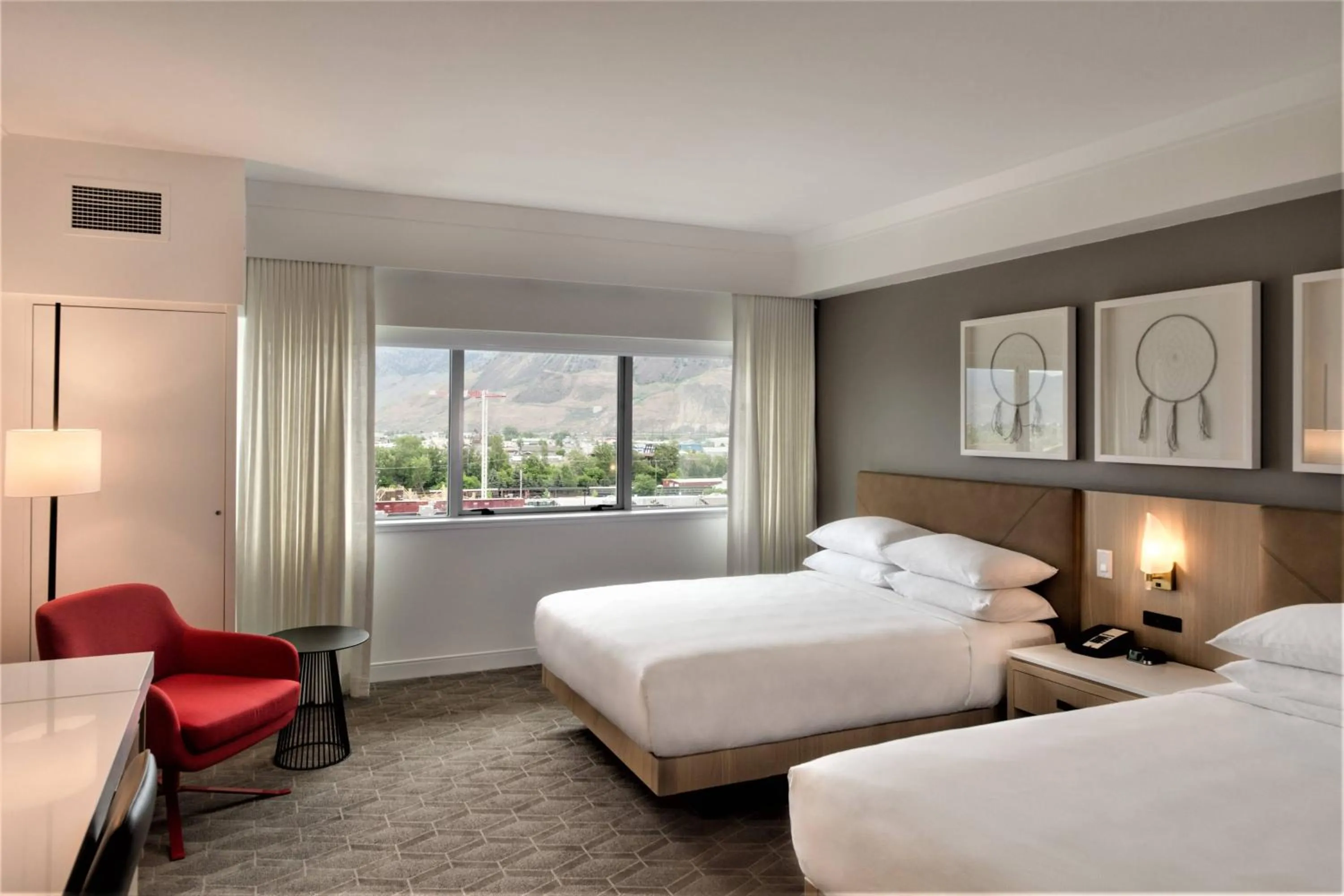 Photo of the whole room, Bed in Delta Hotels by Marriott Kamloops