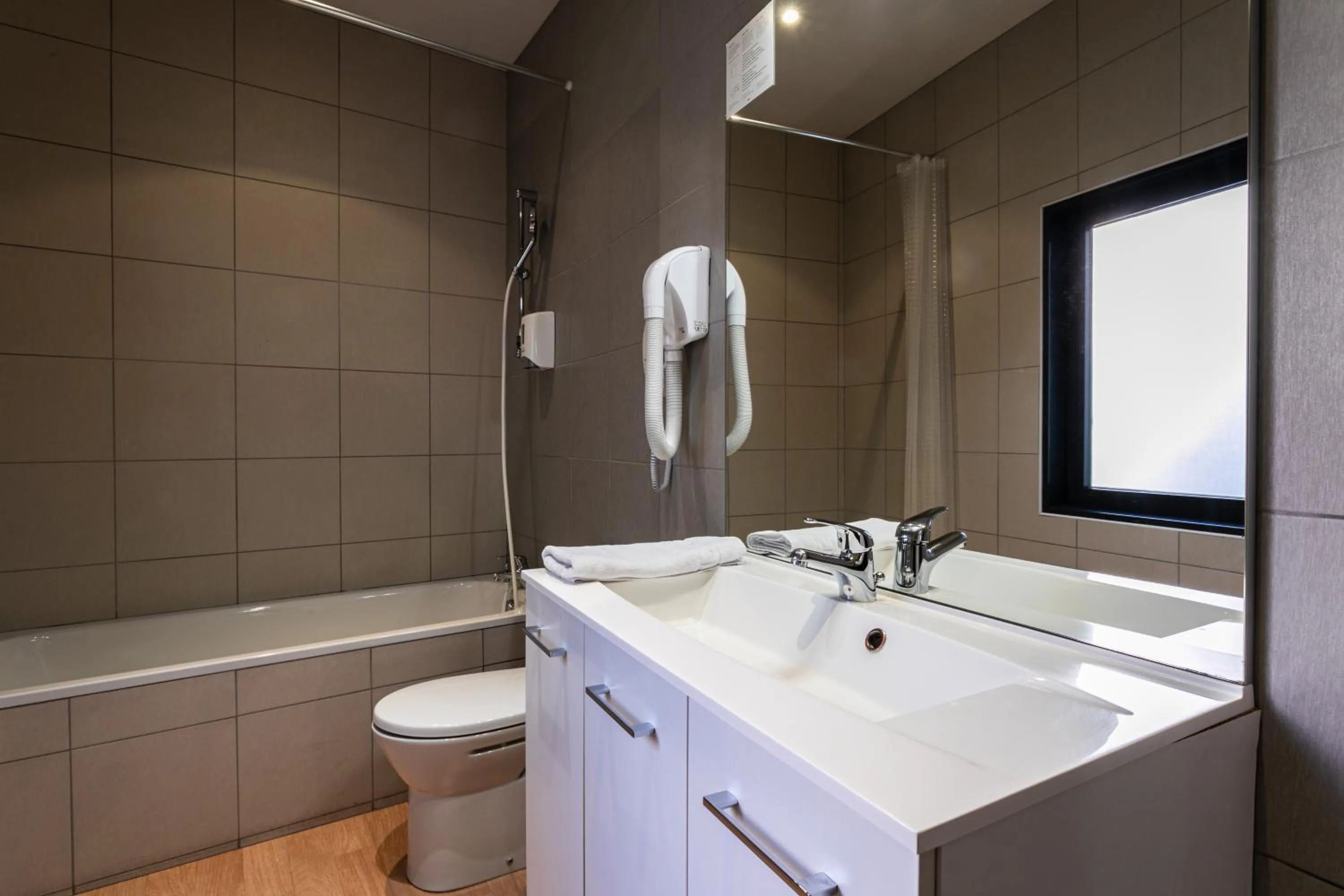 Bathroom in Hôtel Héliot, Cosy Places by Charme & Caractère