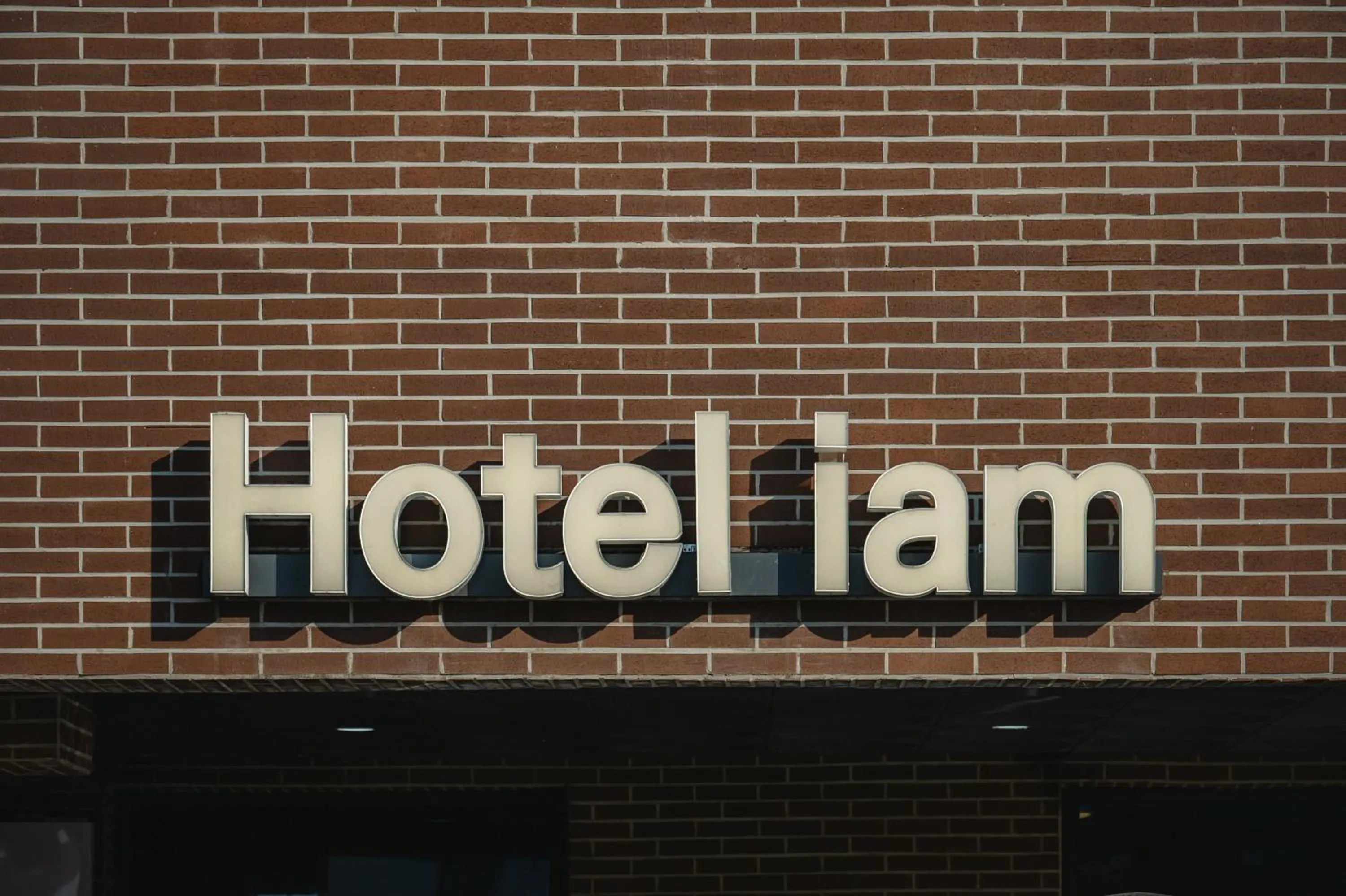 Logo/Certificate/Sign in Hotel Iam