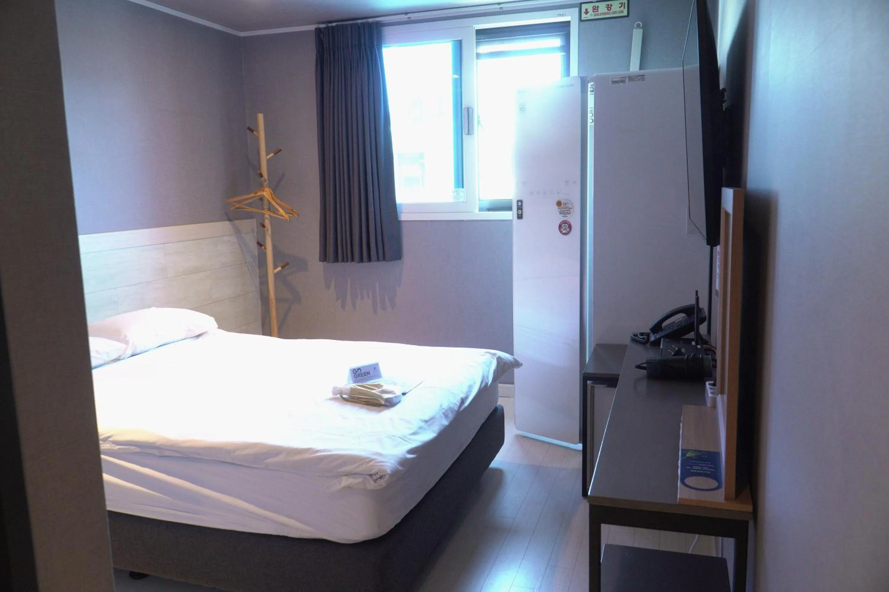 Photo of the whole room, Bed in Hotel Iam