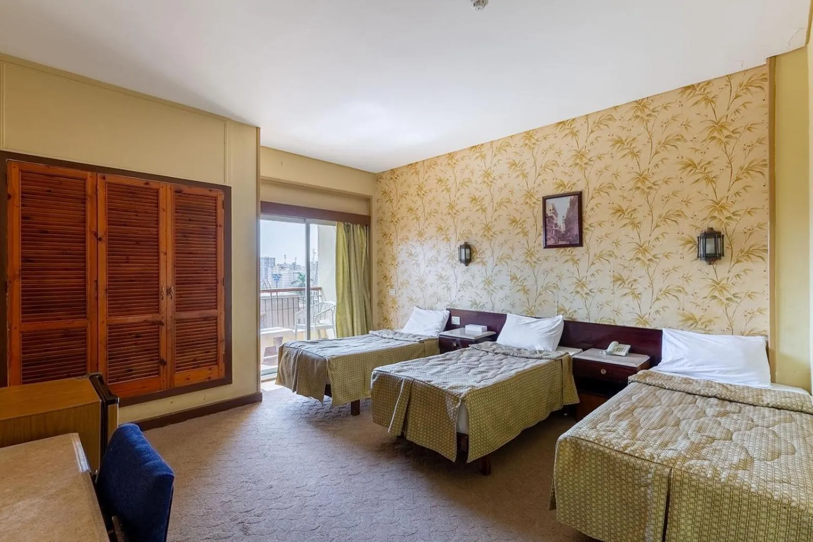 Bed in St George Hotel Cairo