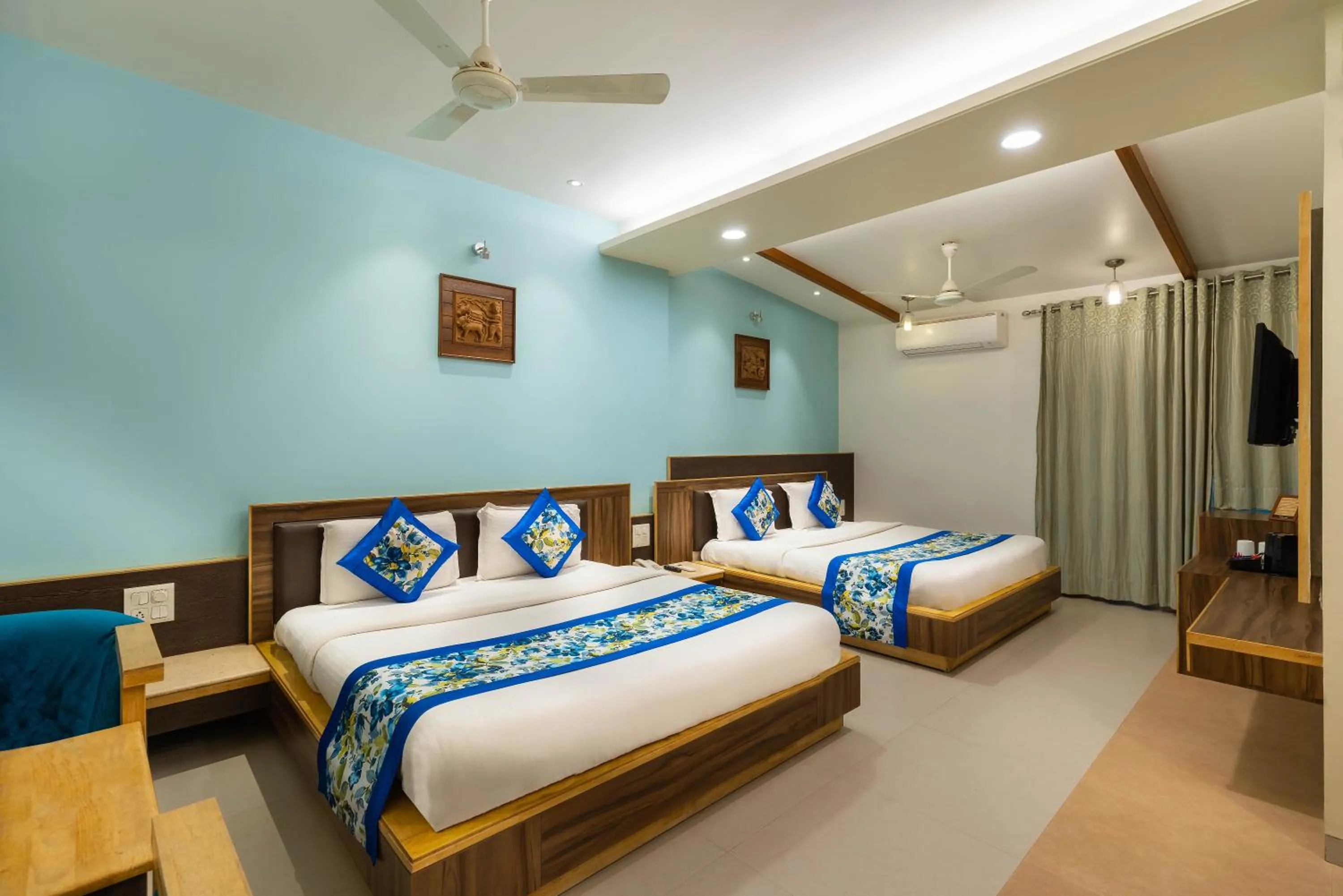 Bedroom in Hotel Silver Oak