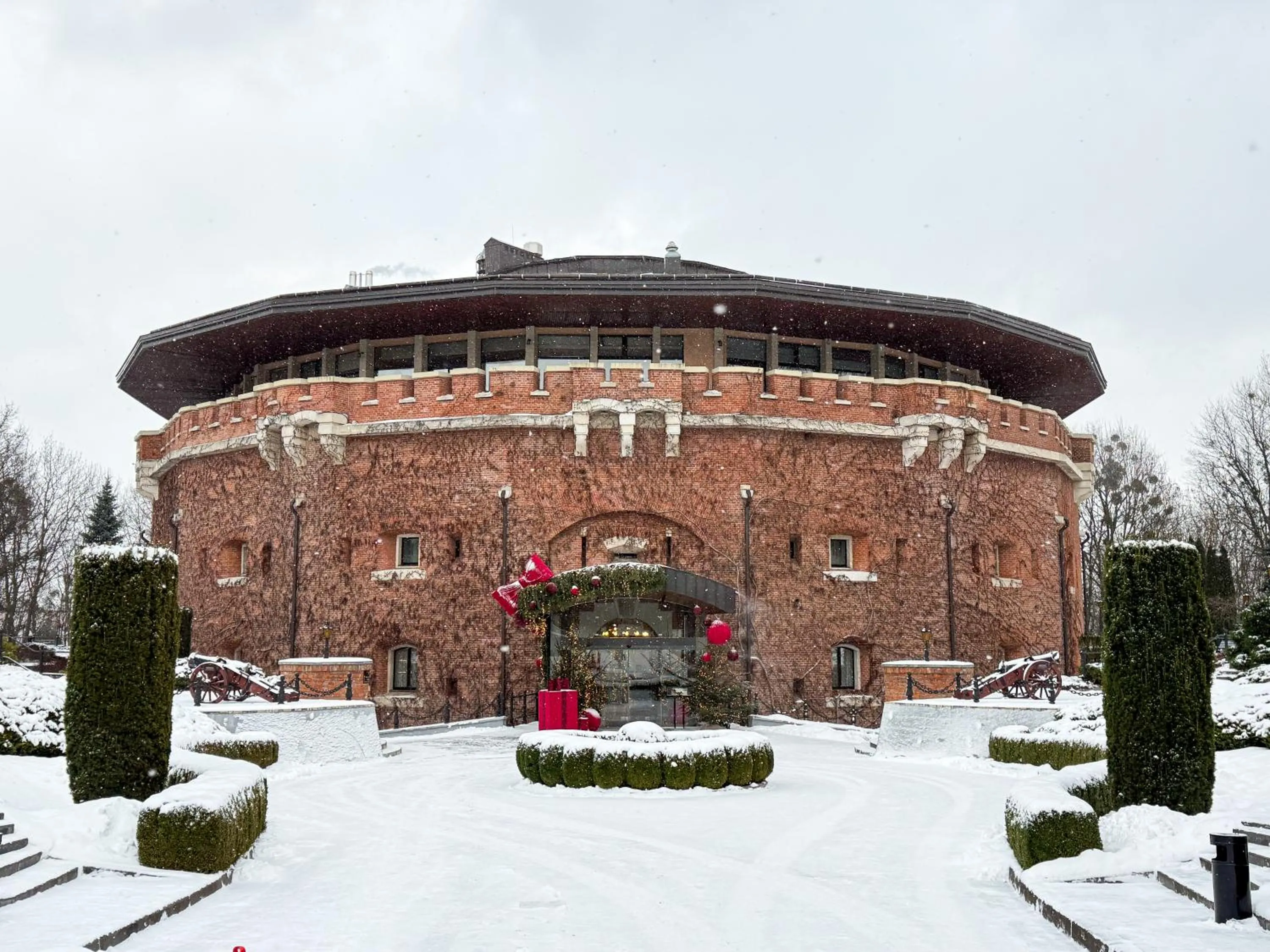 Winter in Citadel Inn Gastro Boutique Hotel - Готель Цитадель Львів