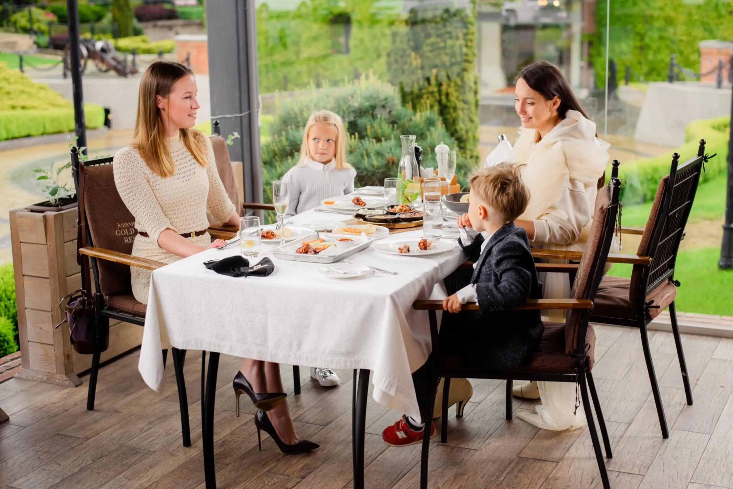 Restaurant/places to eat in Citadel Inn Gastro Boutique Hotel - Готель Цитадель Львів