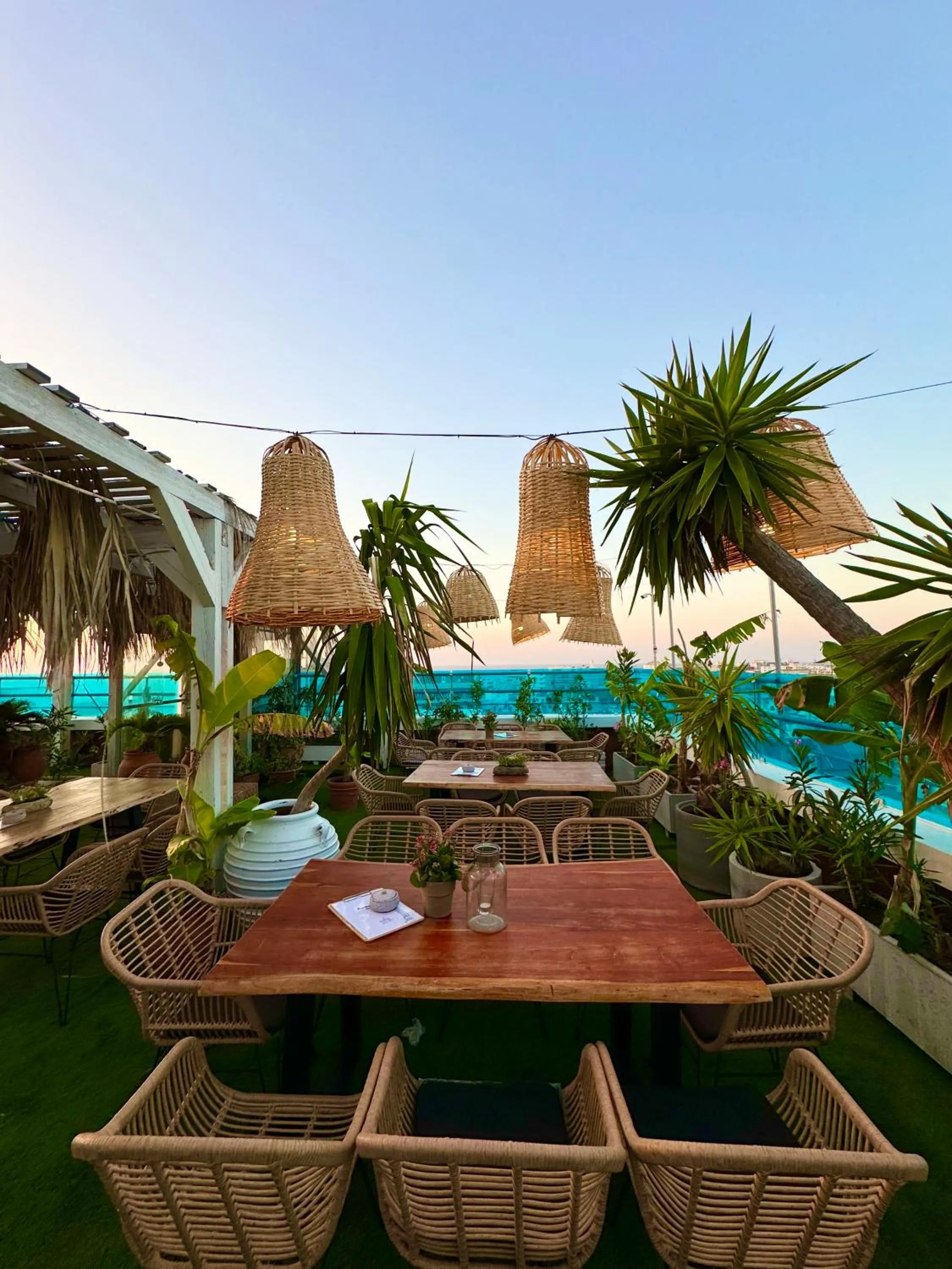 Lounge or bar in Hotel Parthenon Rodos city