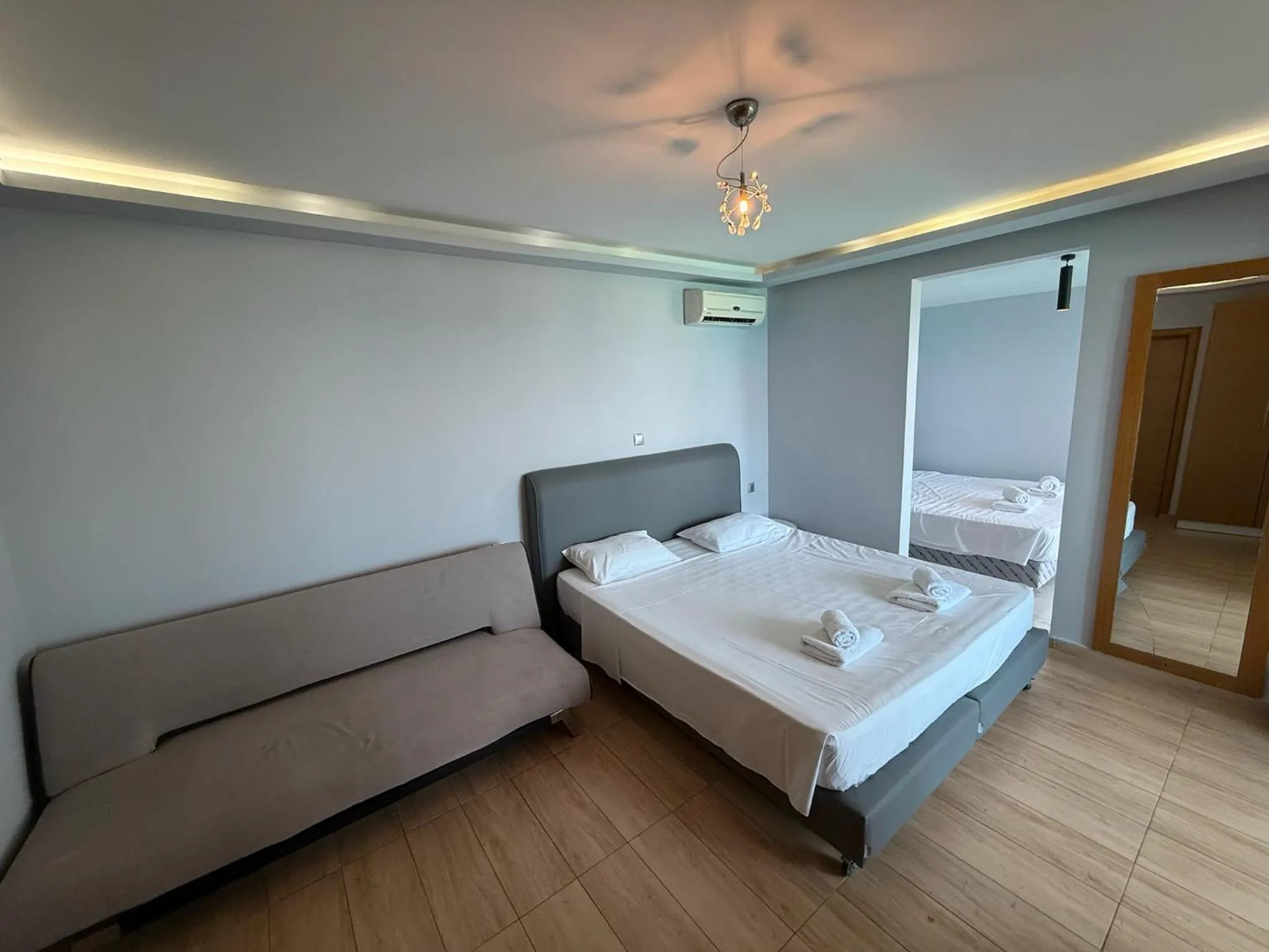 Bed in Hotel Parthenon Rodos city