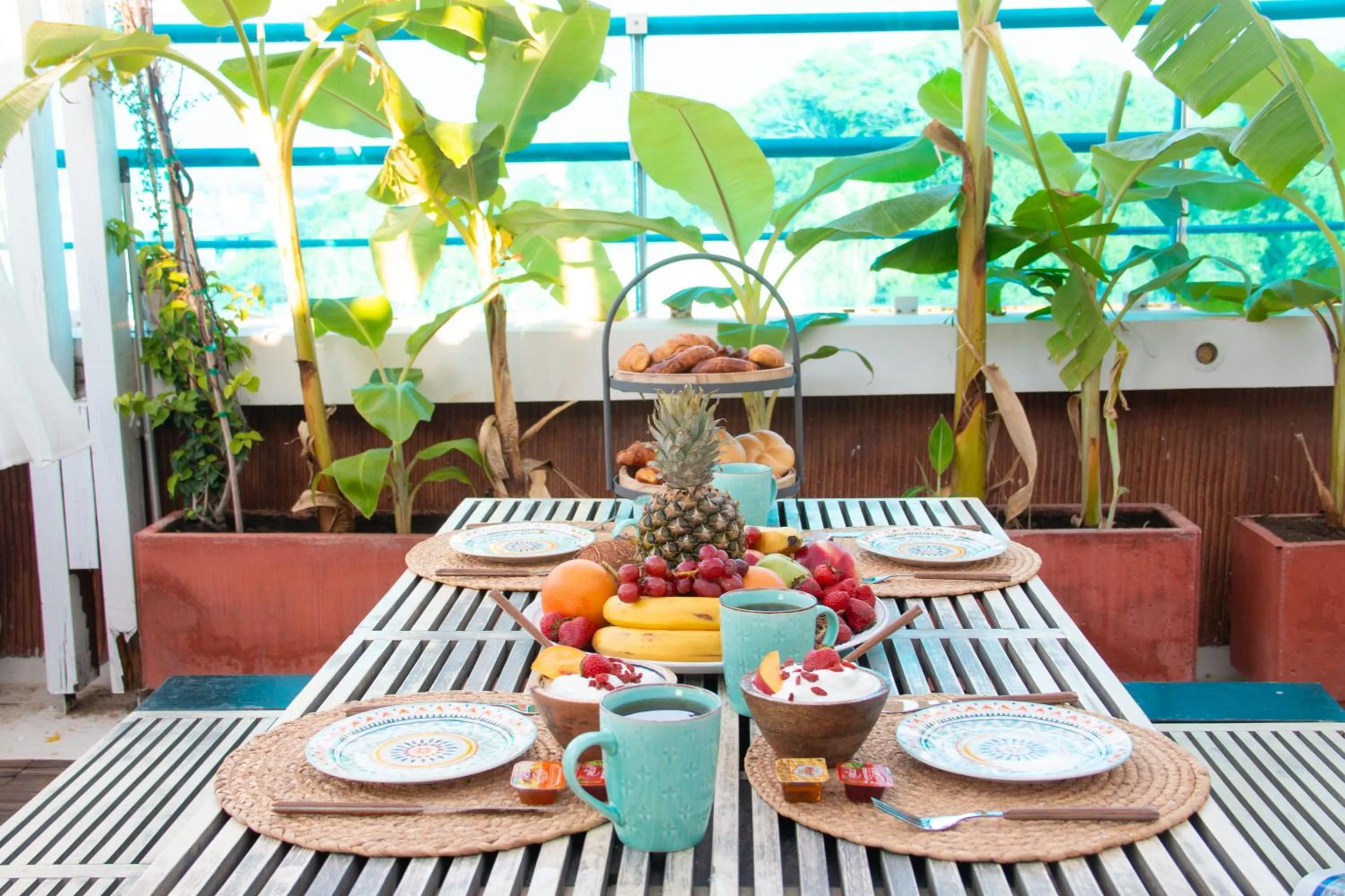Patio in Hotel Parthenon Rodos city
