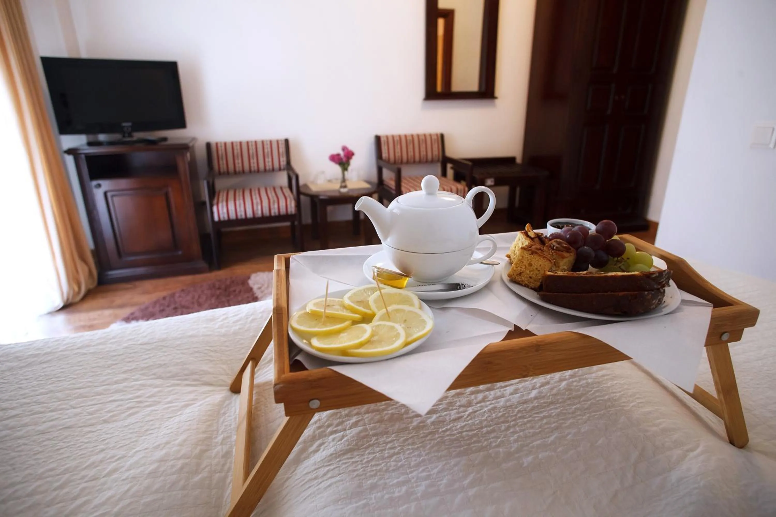 Photo of the whole room in Pension Perla Bucovinei