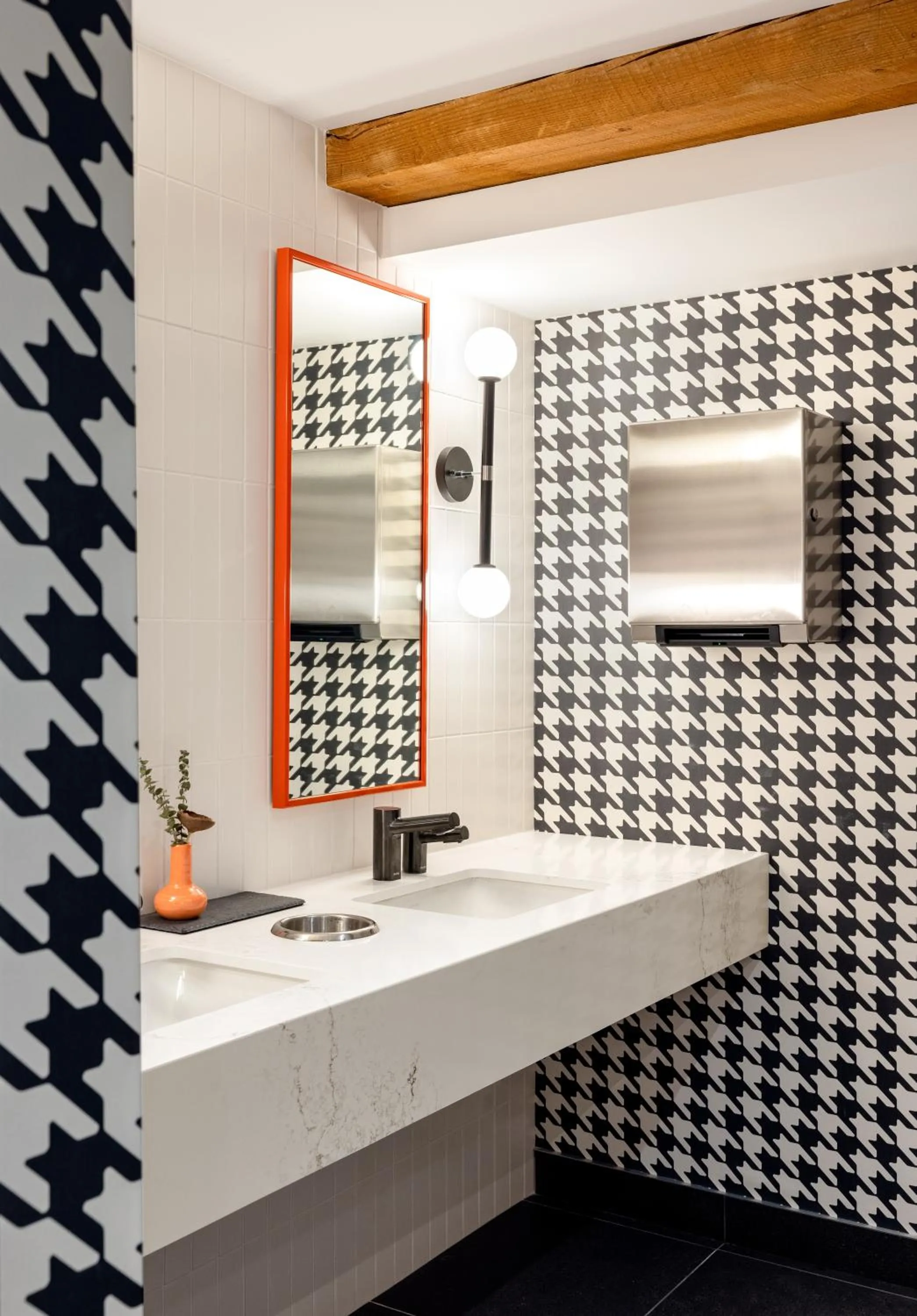 Property building in Buffalo Mountain Lodge