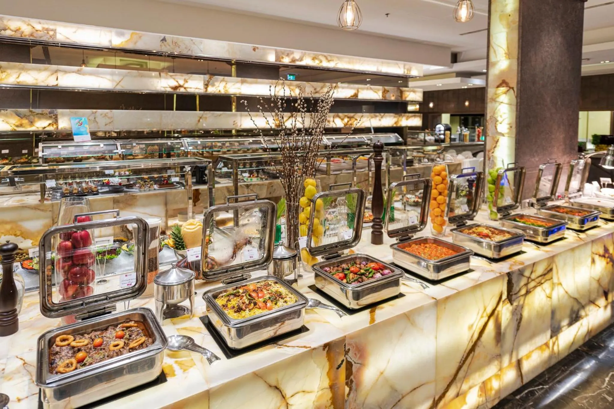 Restaurant/places to eat in Crowne Plaza Jeddah by IHG