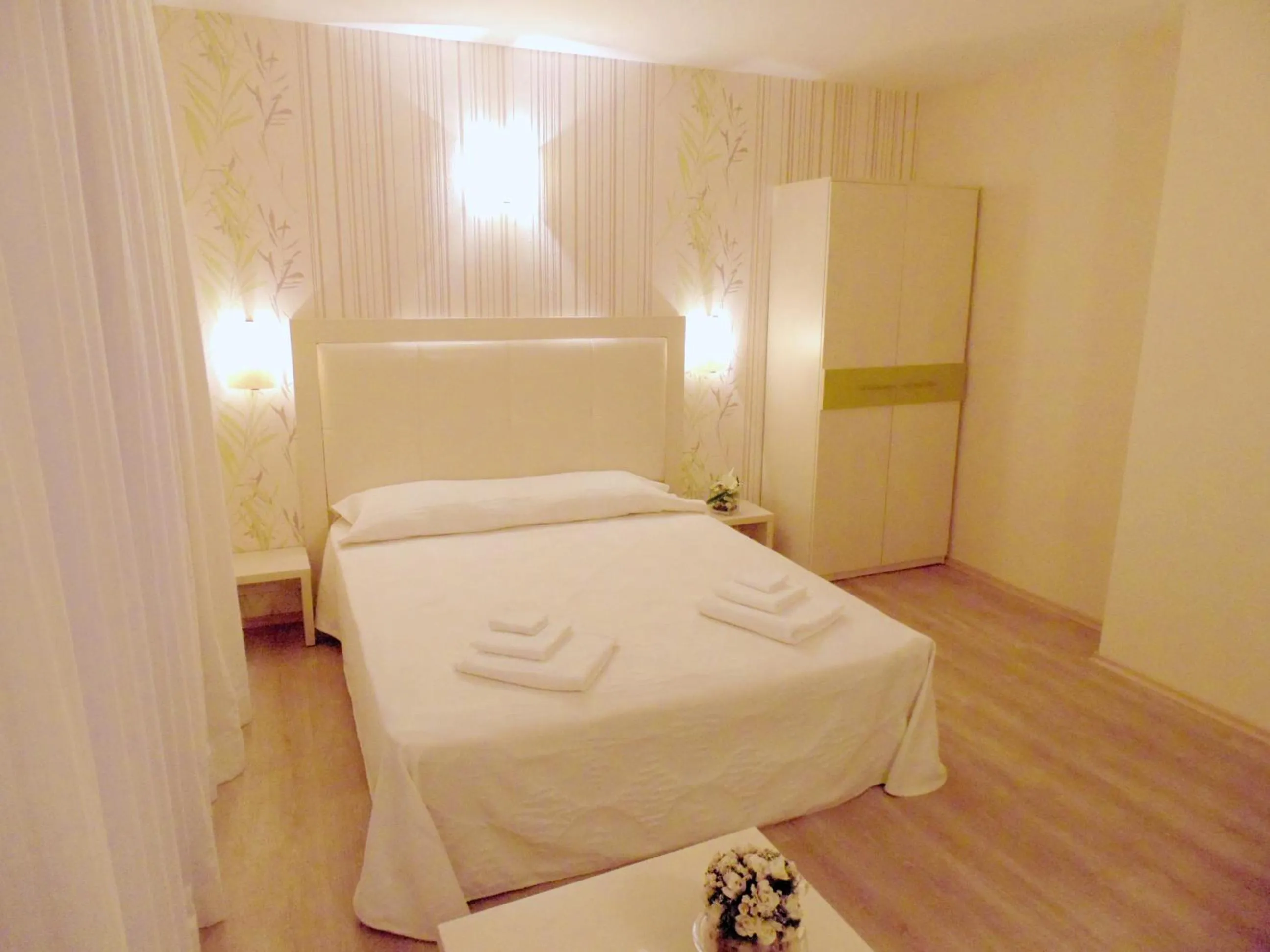 Bedroom, Bed in Relax Holiday Complex & Spa