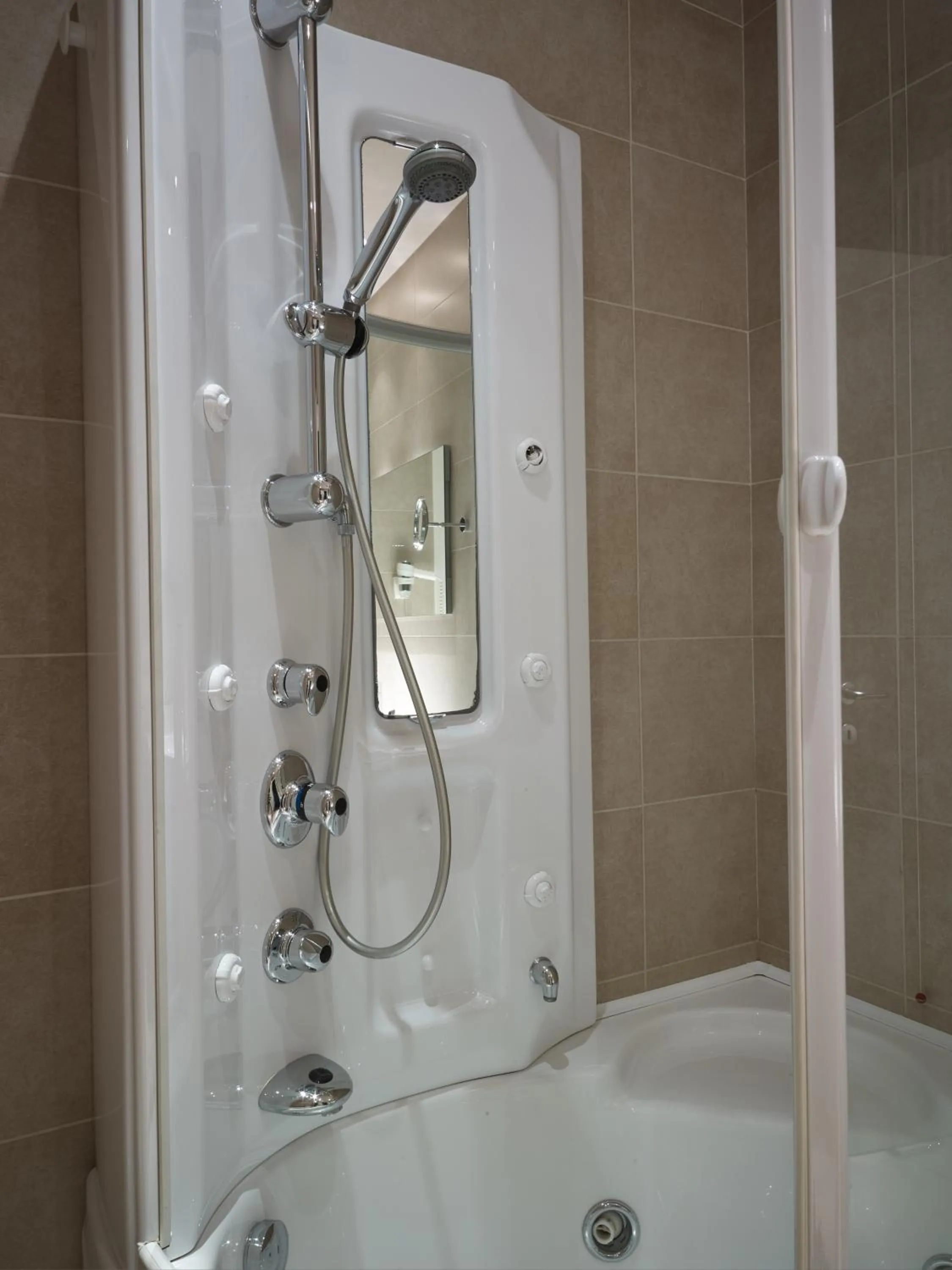 Hot Tub in Casalgrande Hotel