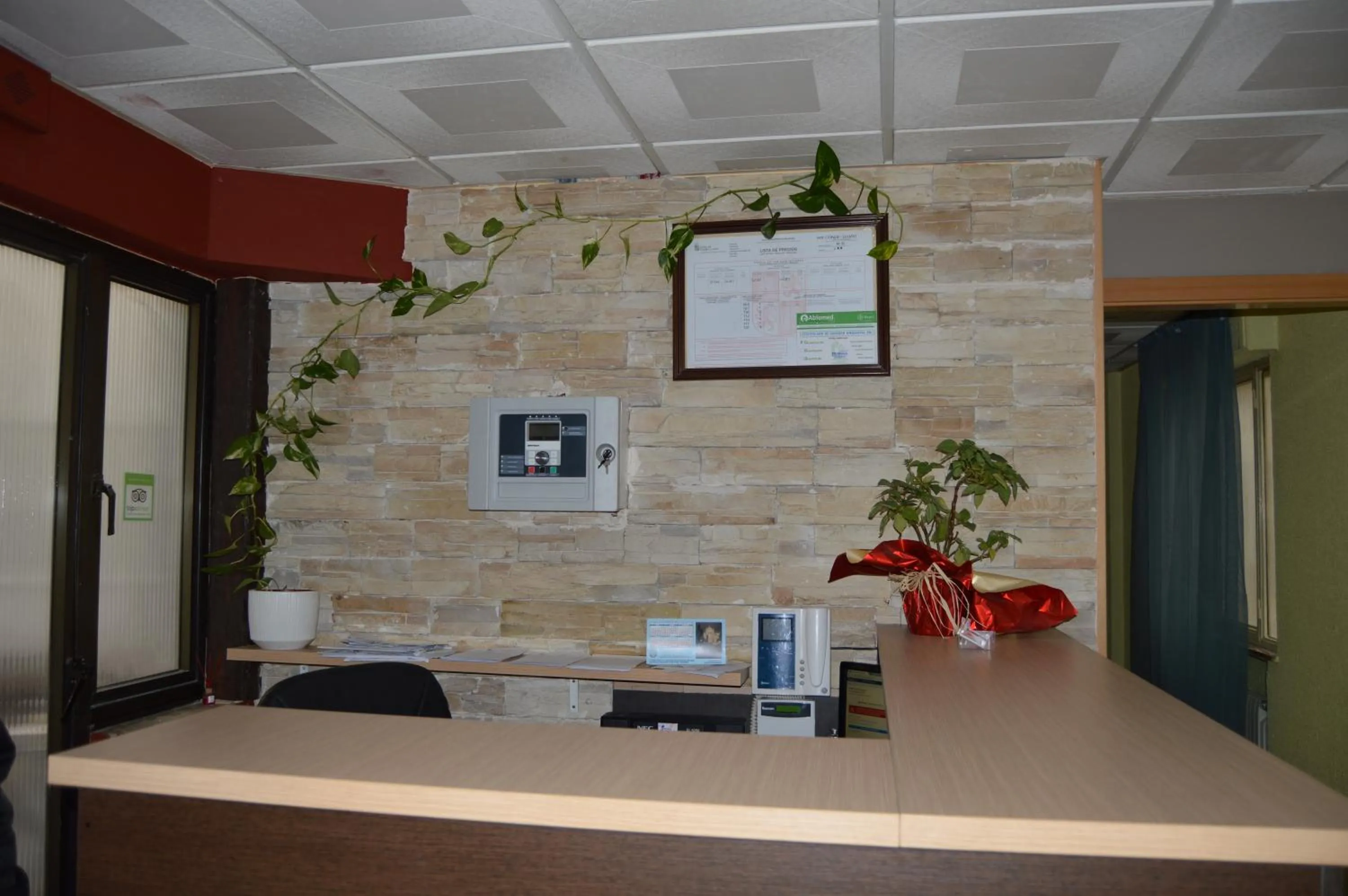 Lobby or reception in Hostal Conde David