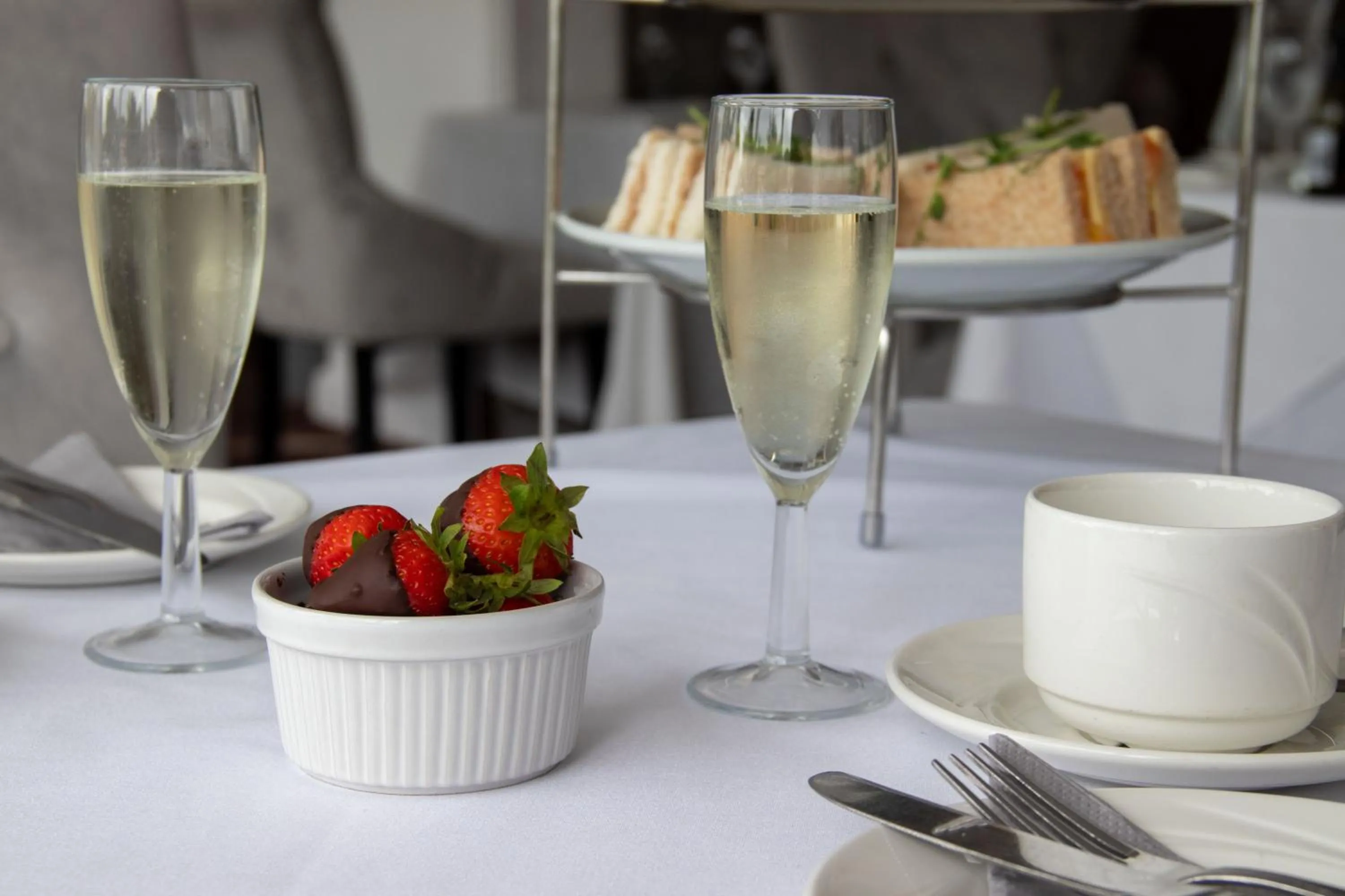 Food in Alma Lodge Hotel