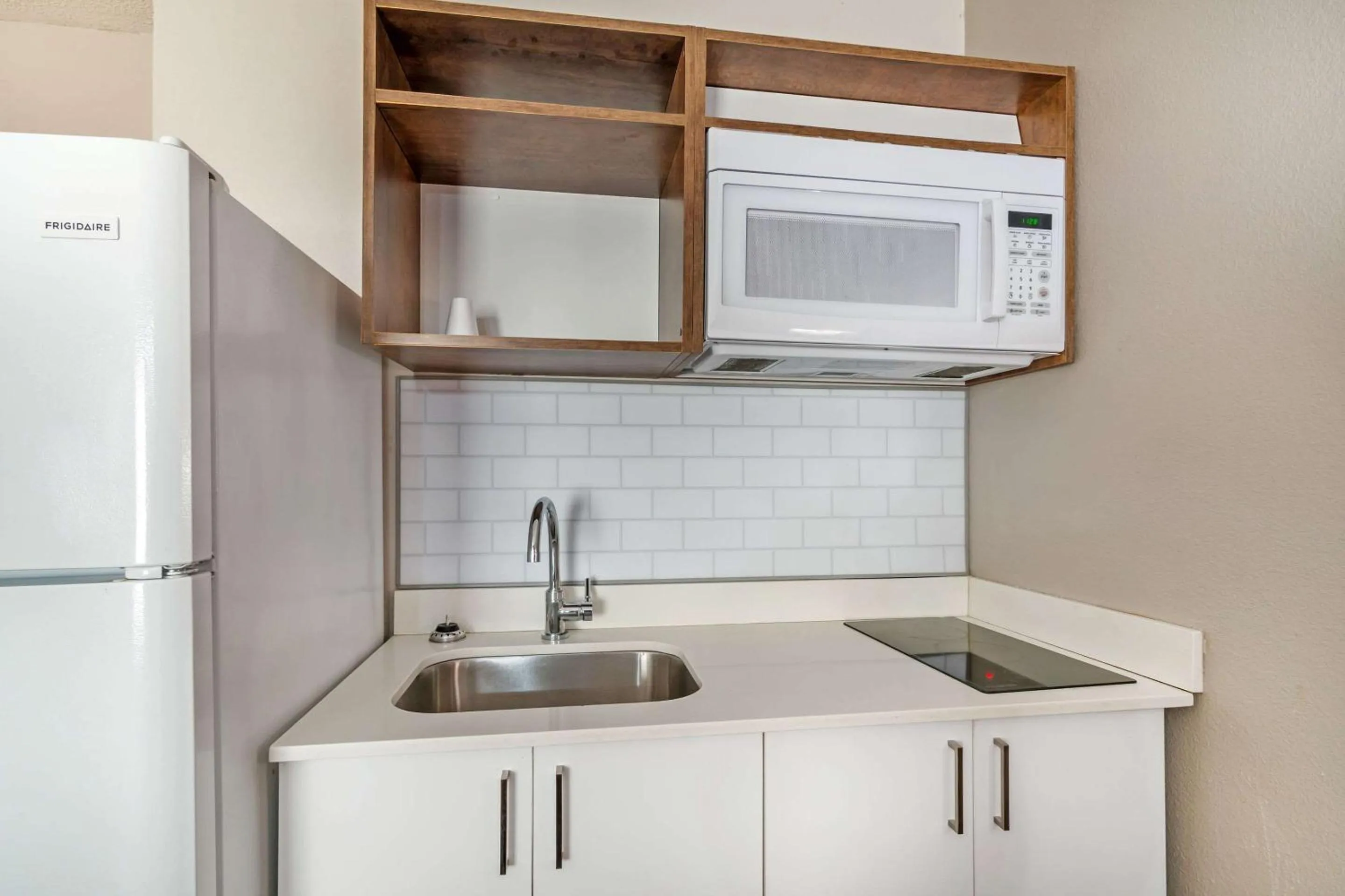 Bedroom in MainStay Suites Springfield IL