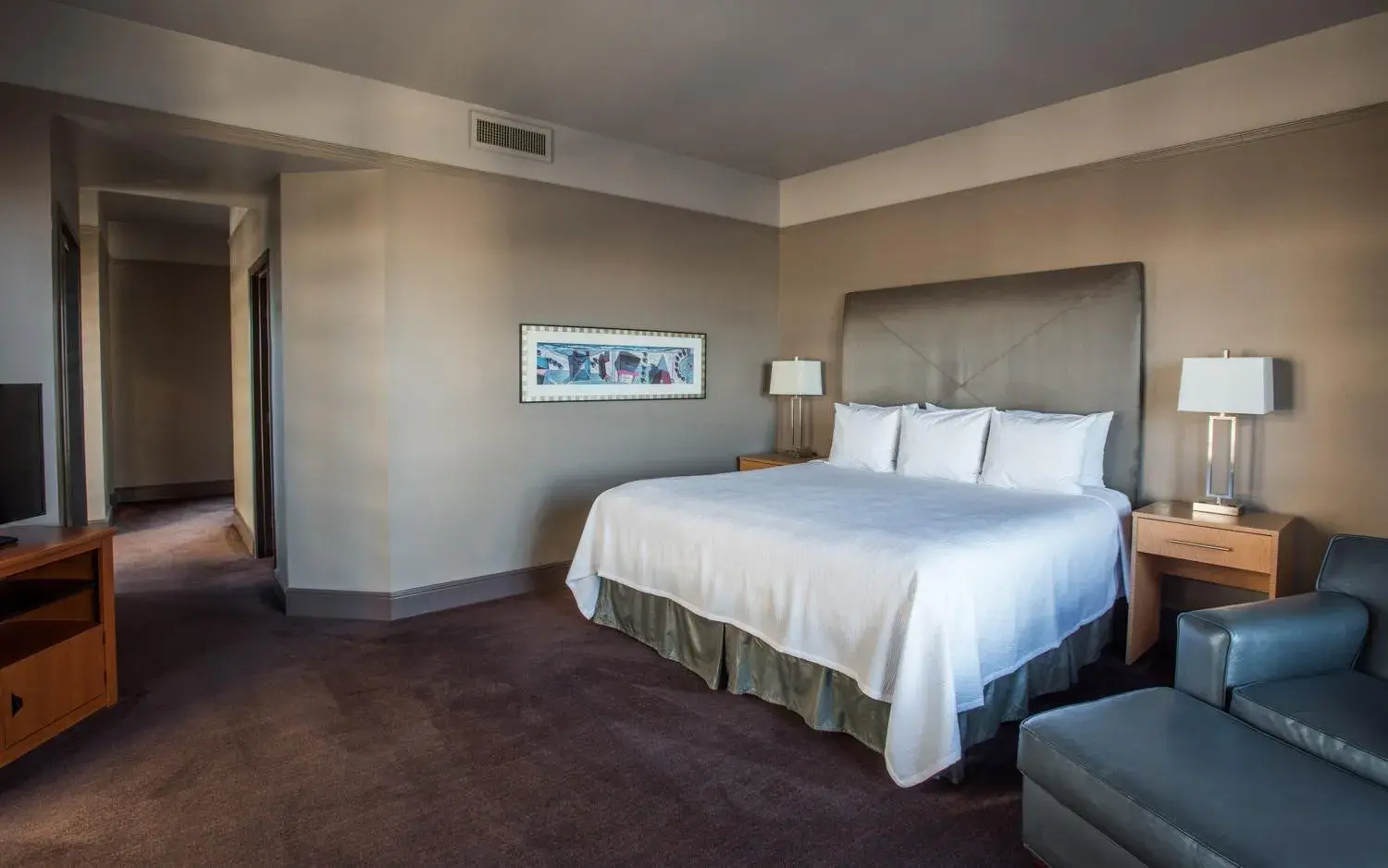 King Room - Disability Access in Magnolia Hotel Downtown Dallas King Room - Disability Access in Magnolia Hotel Downtown Dallas