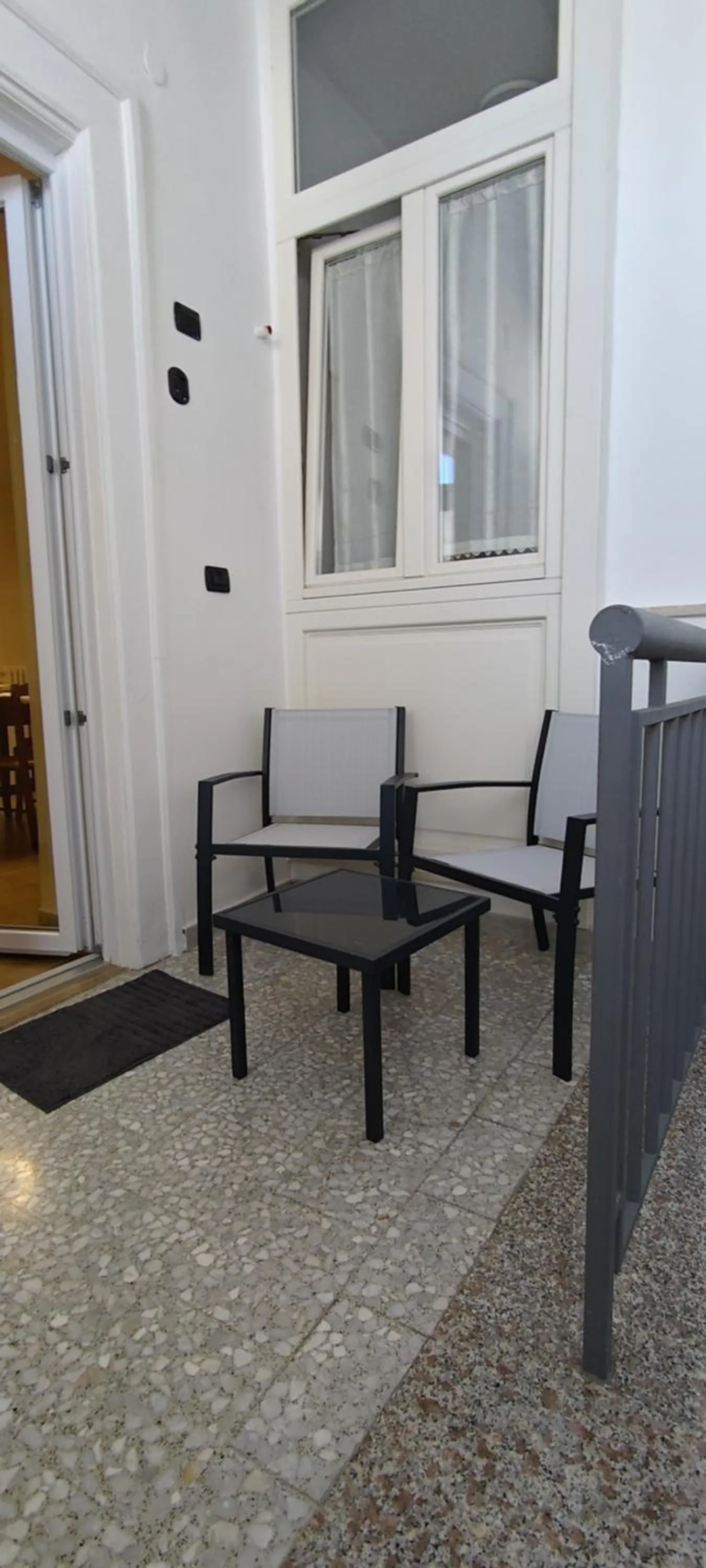 Living room in palazzo RICCARDI