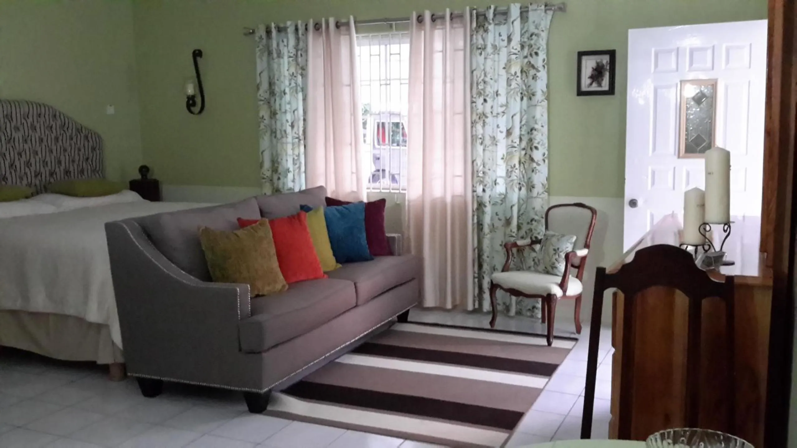 Bed in Lorenton Hideaway