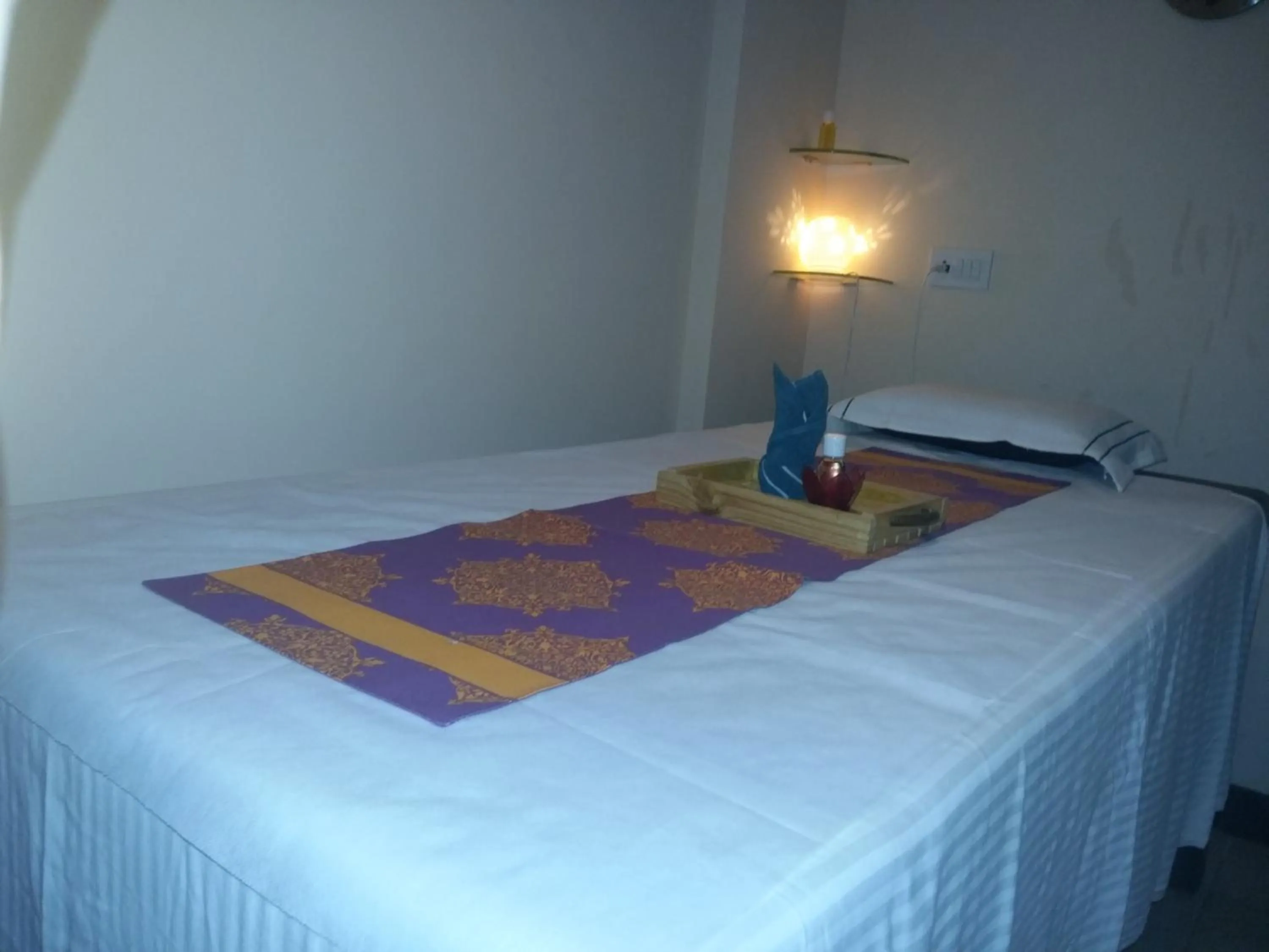 Massage, Bed in Pride Premier Pune