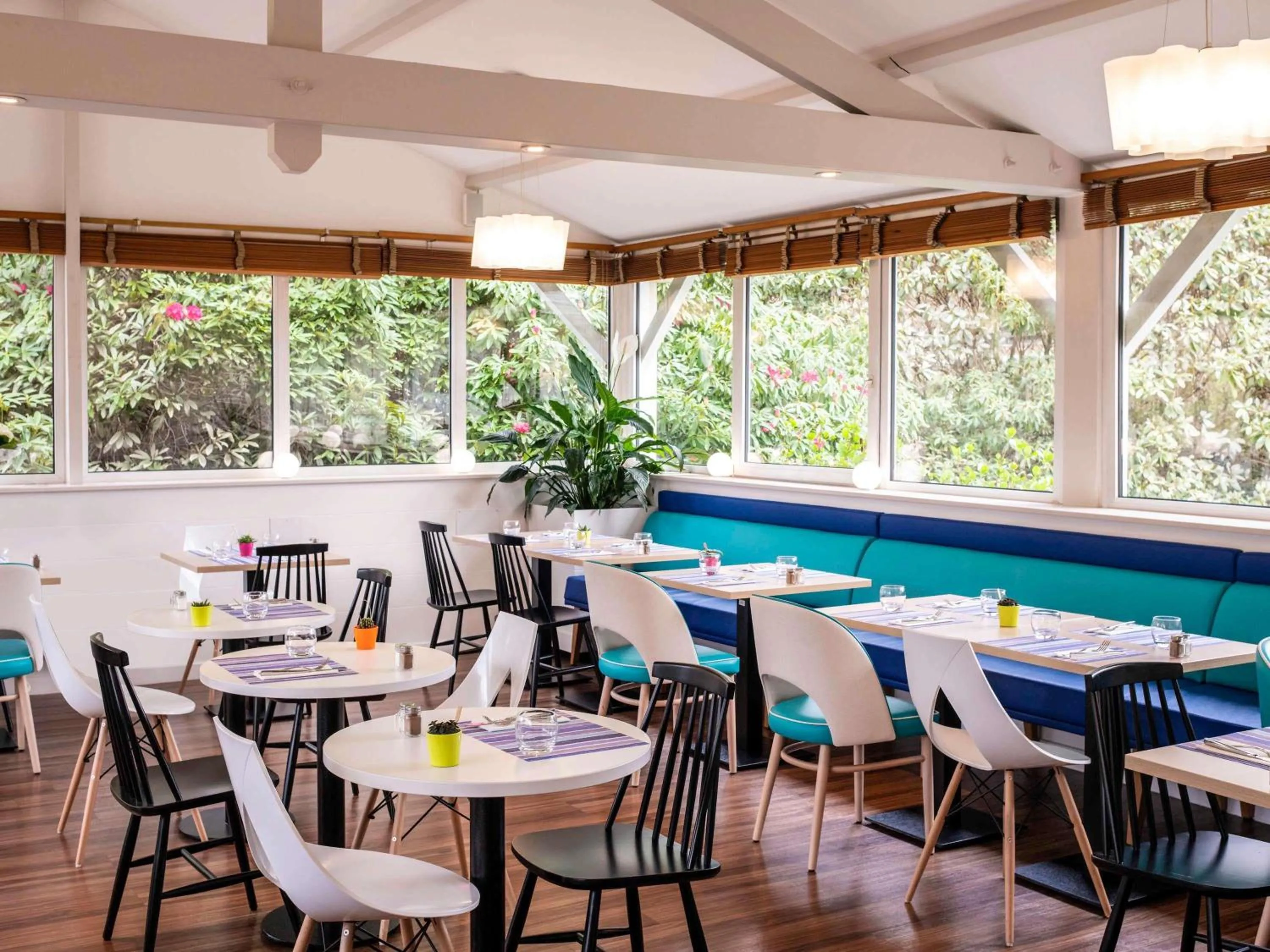 Restaurant/places to eat in ibis Styles Quimper