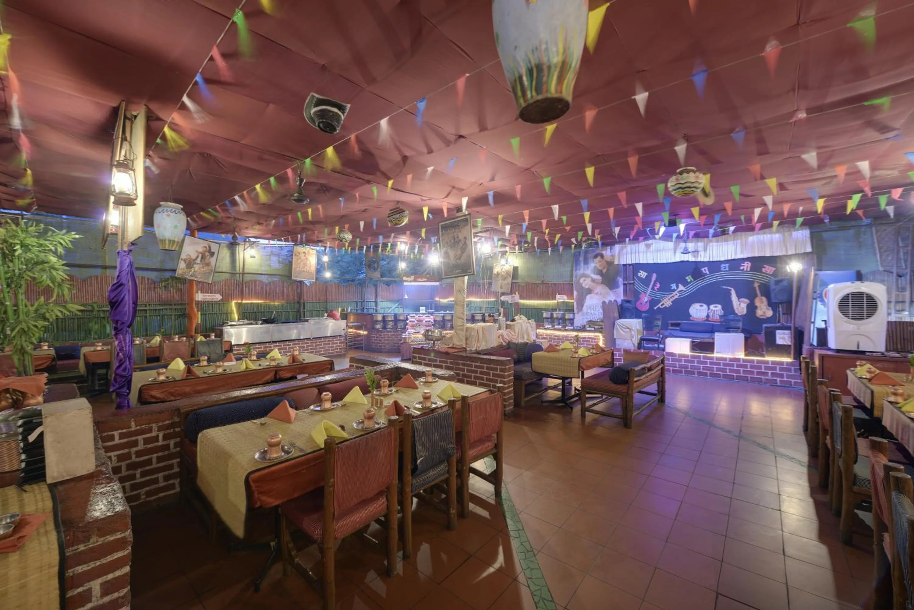 Restaurant/places to eat in Pride Premier Bengaluru