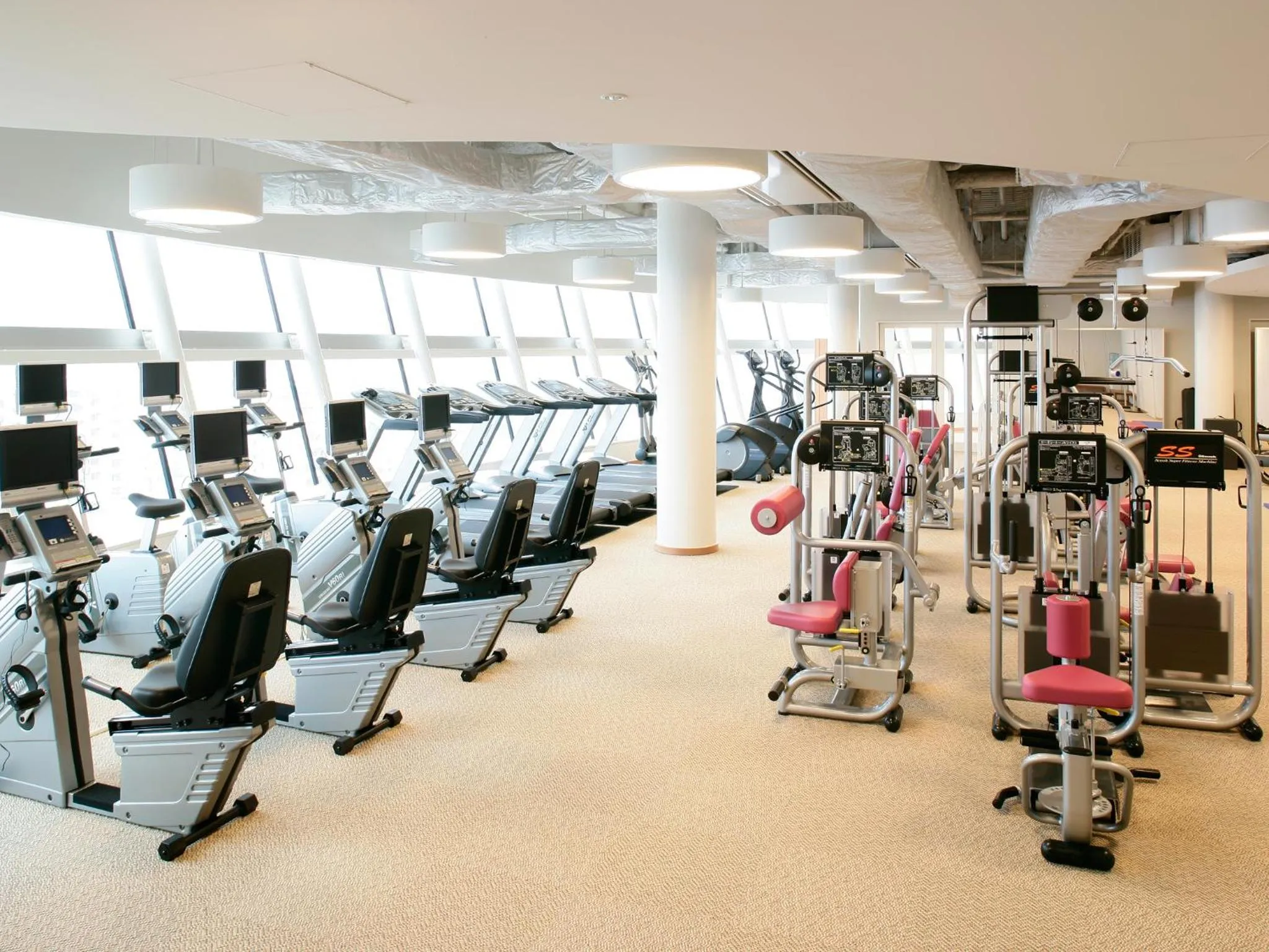 Fitness centre/facilities in City Plaza Osaka
