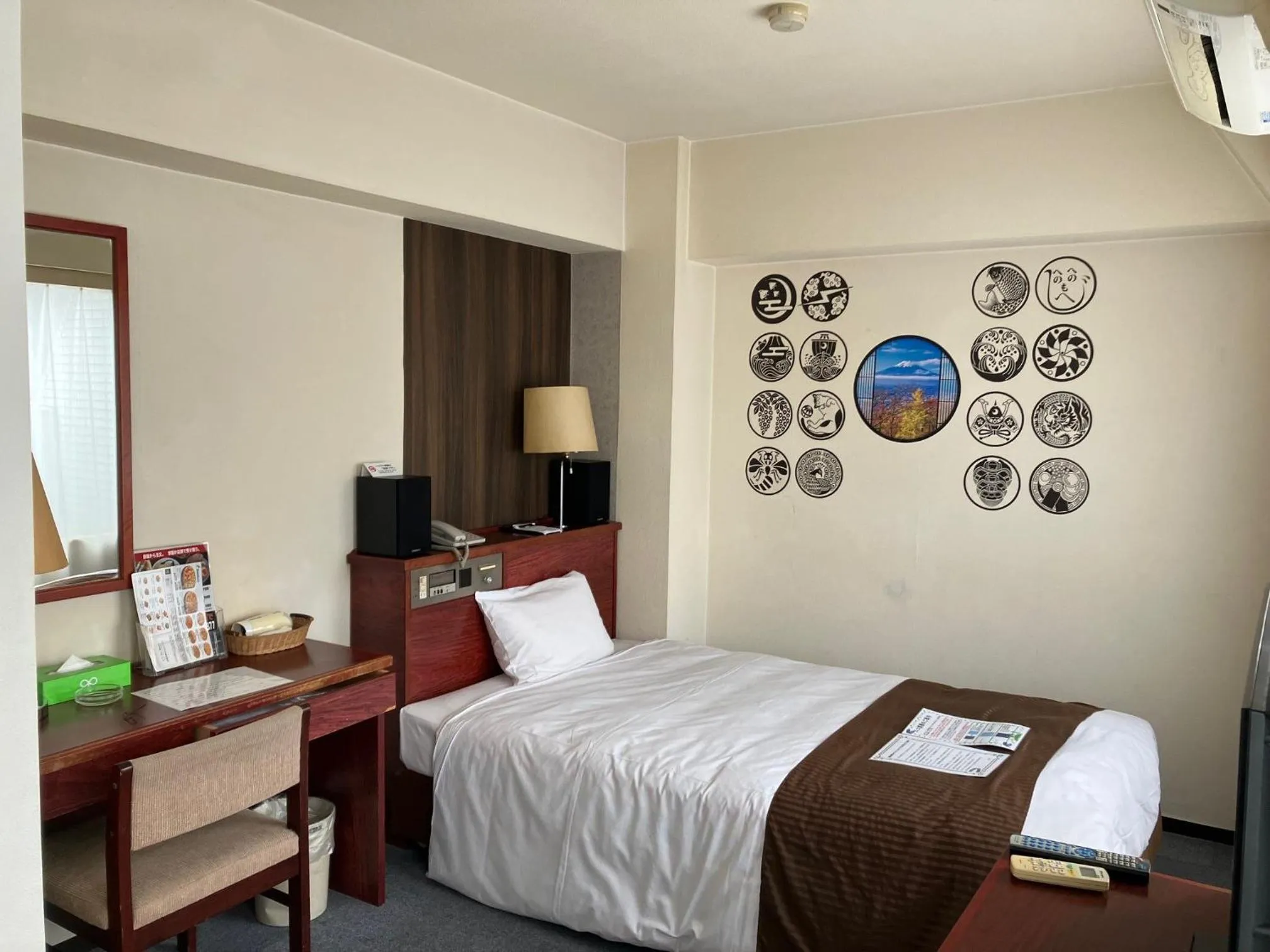 Photo of the whole room, Bed in Sky Heart Hotel Koiwa