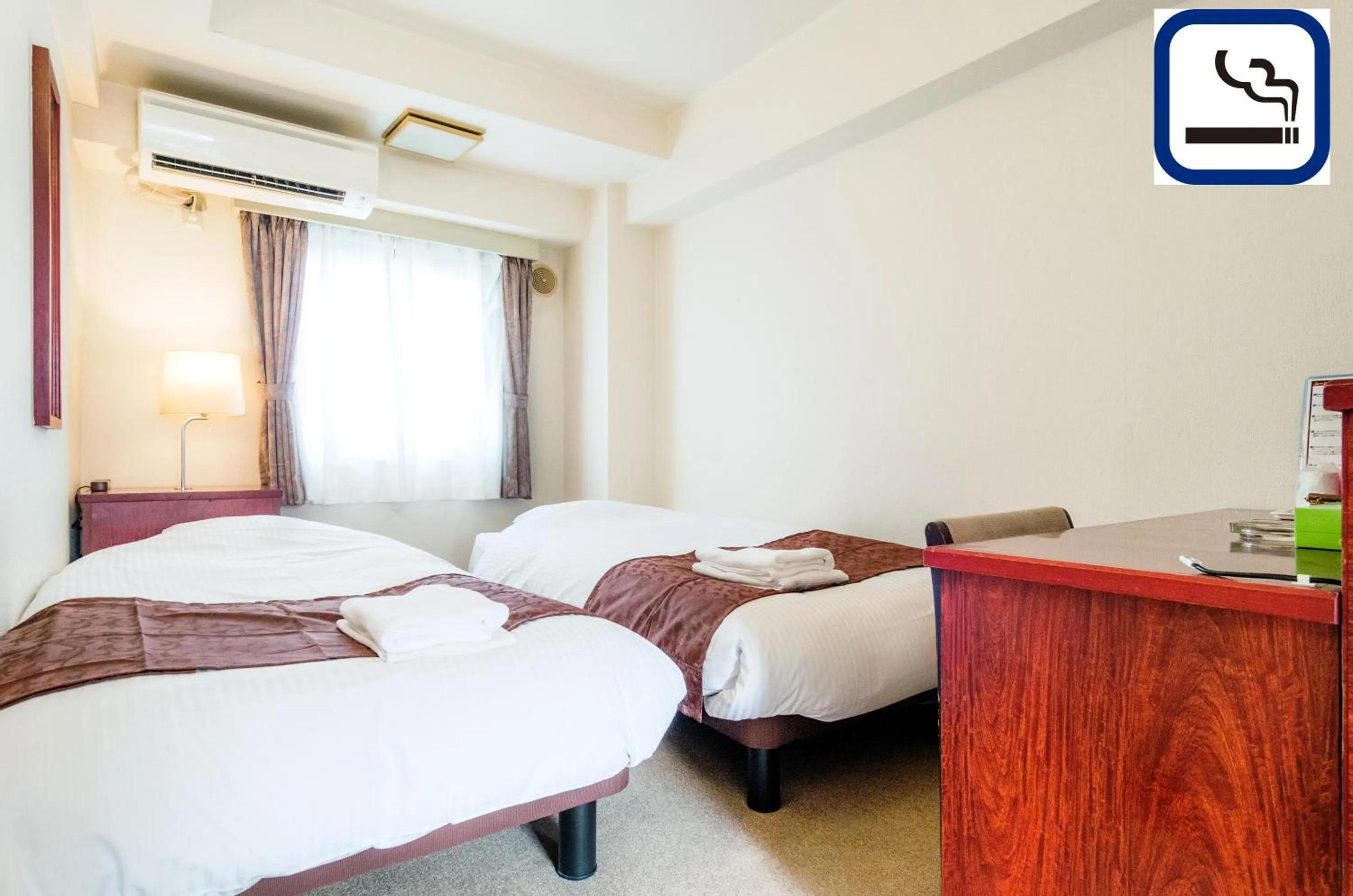 Economy Twin Room in Sky Heart Hotel Koiwa