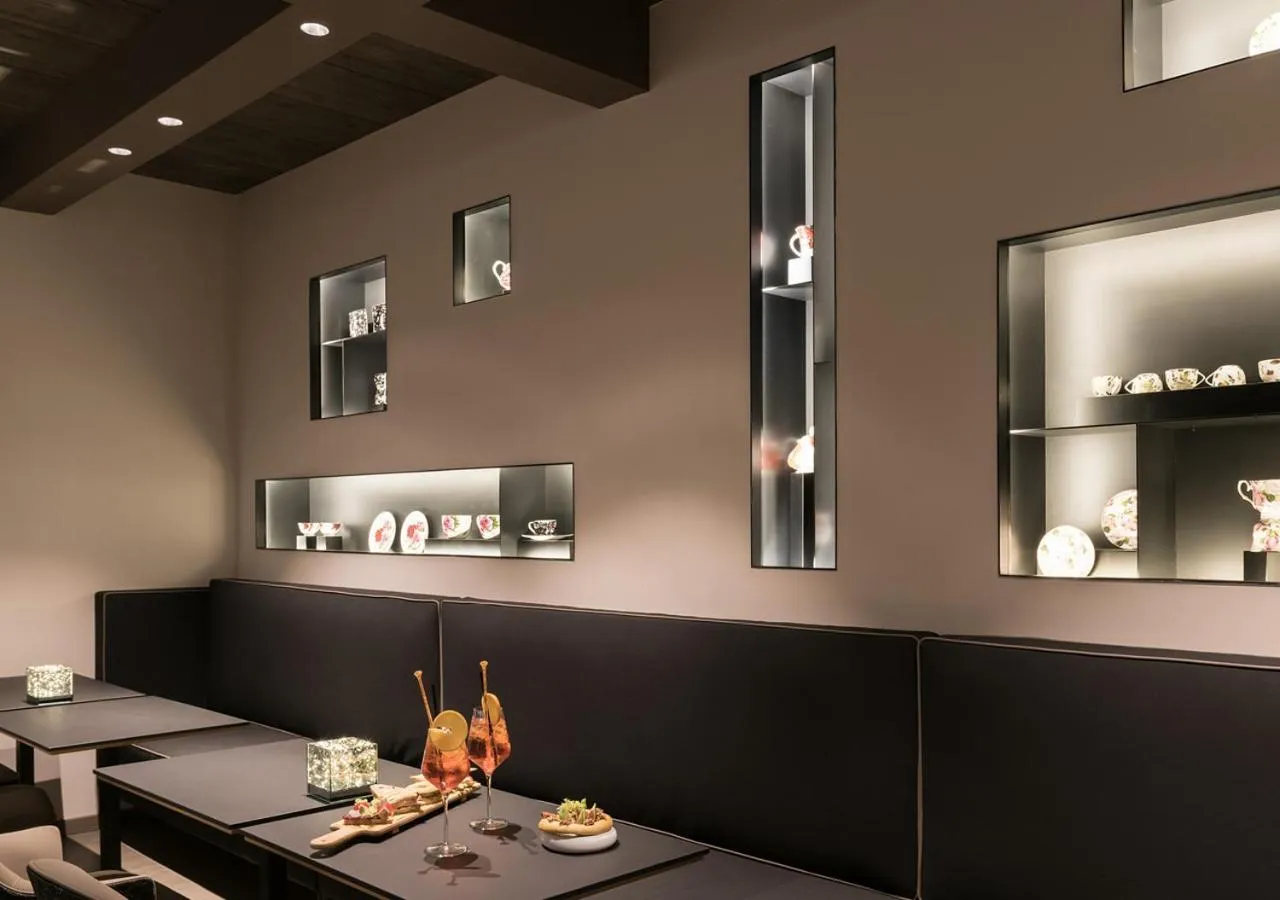 Lounge or bar in Finis Africae Hotel