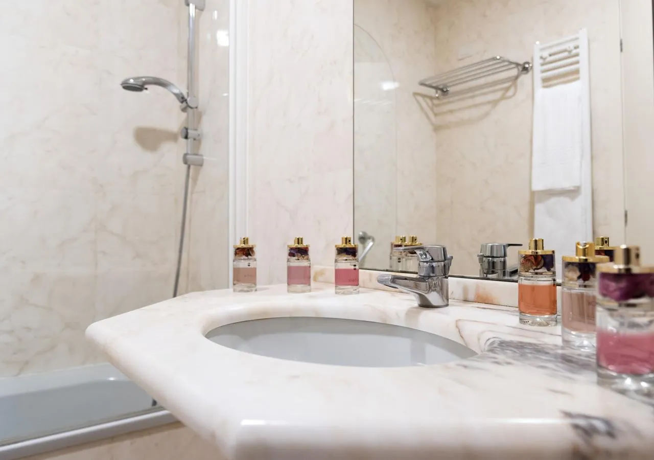 Bathroom in Finis Africae Hotel