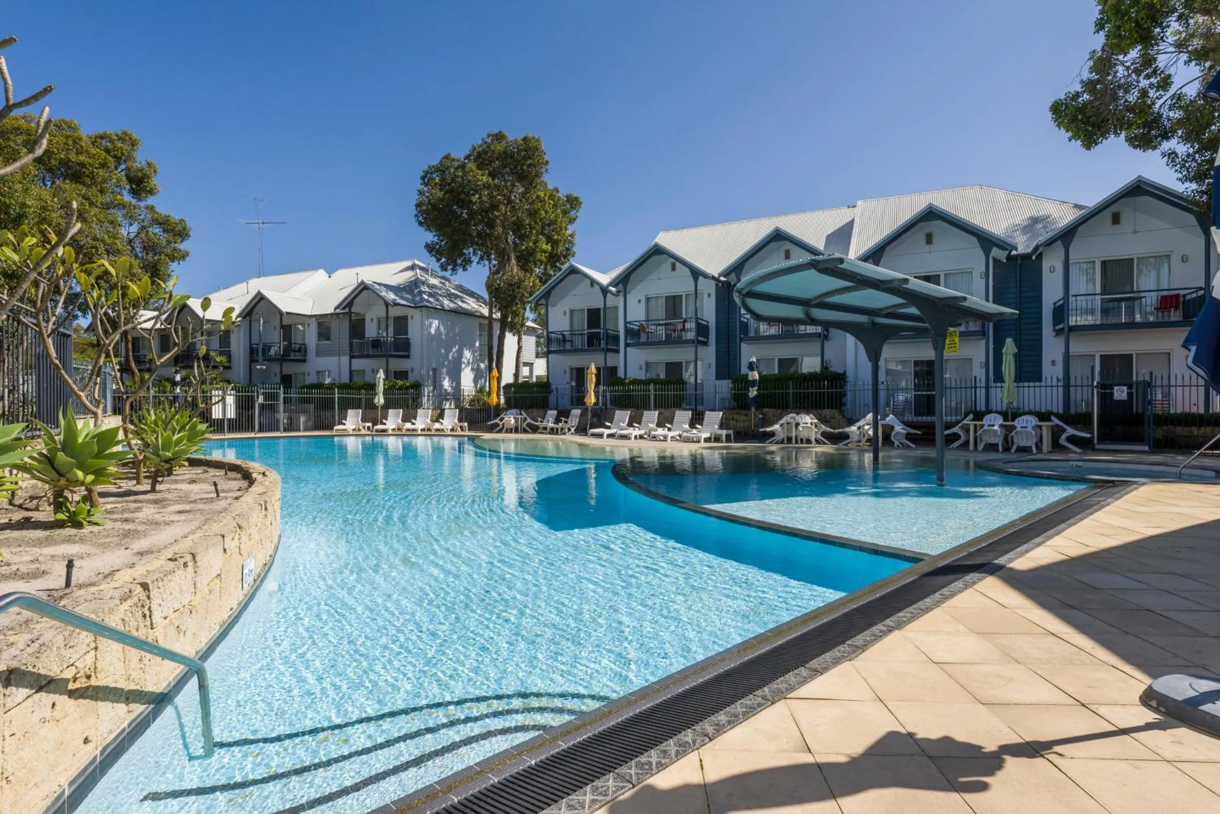 Hot Tub in Mandurah Quay Resort