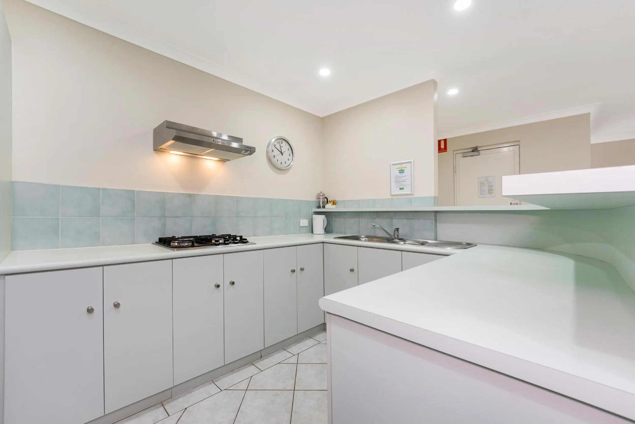 dishwasher in Mandurah Quay Resort