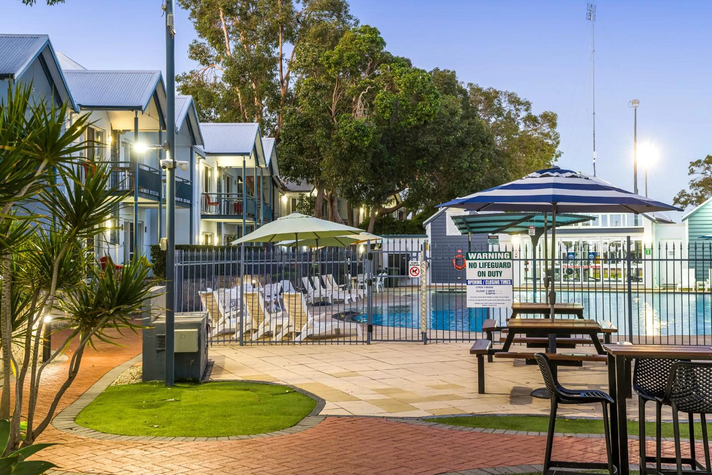 BBQ facilities in Mandurah Quay Resort