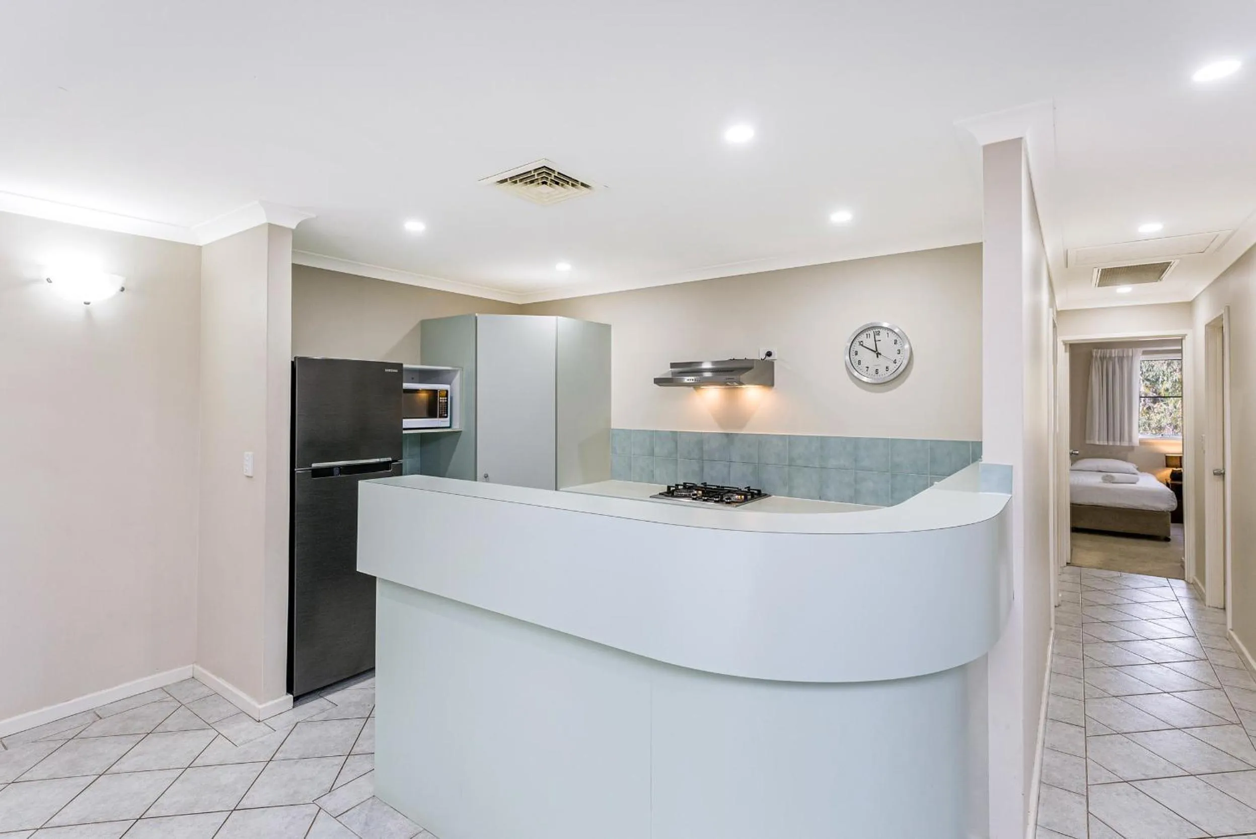 dishwasher in Mandurah Quay Resort
