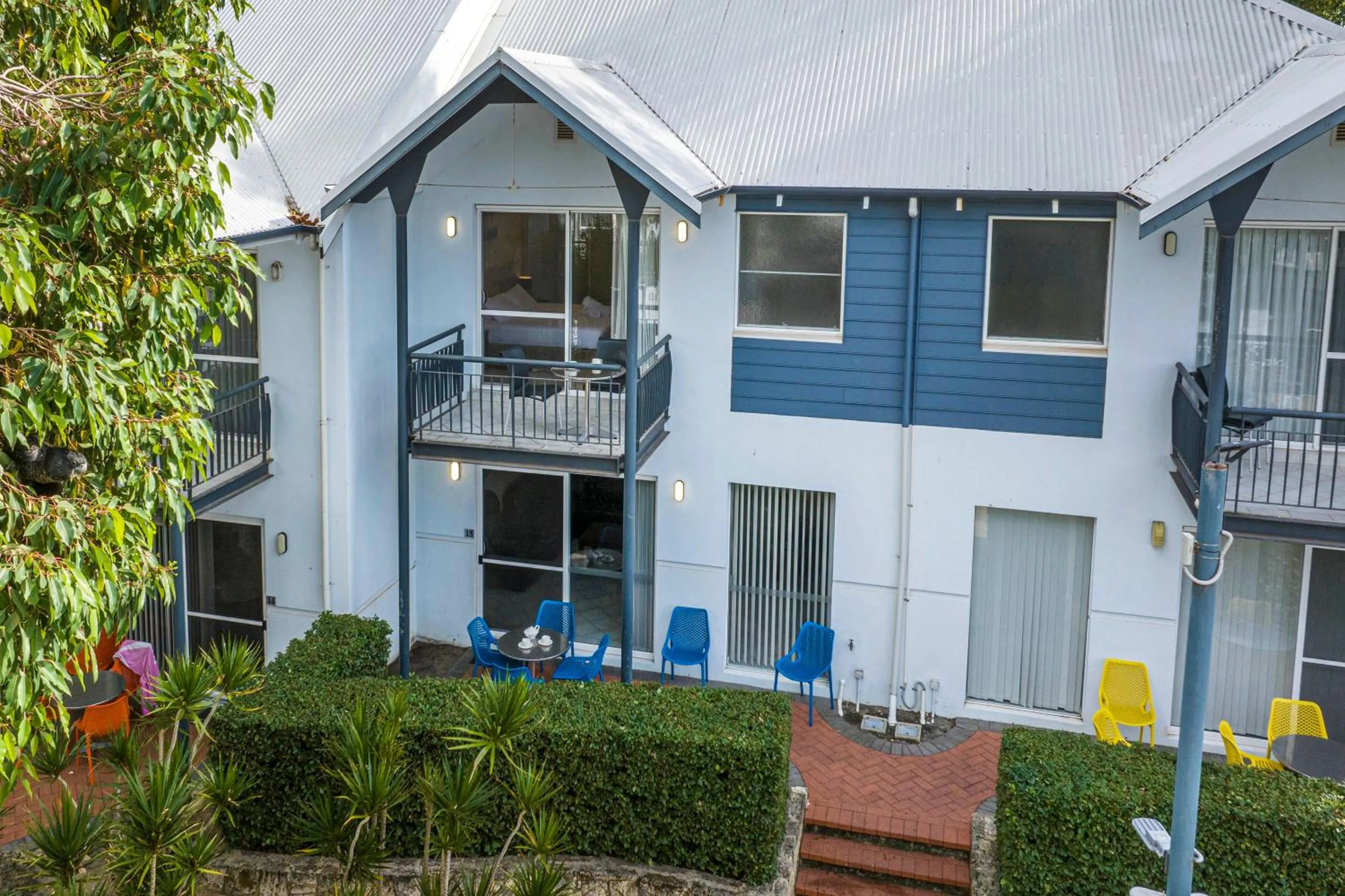 Property building in Mandurah Quay Resort