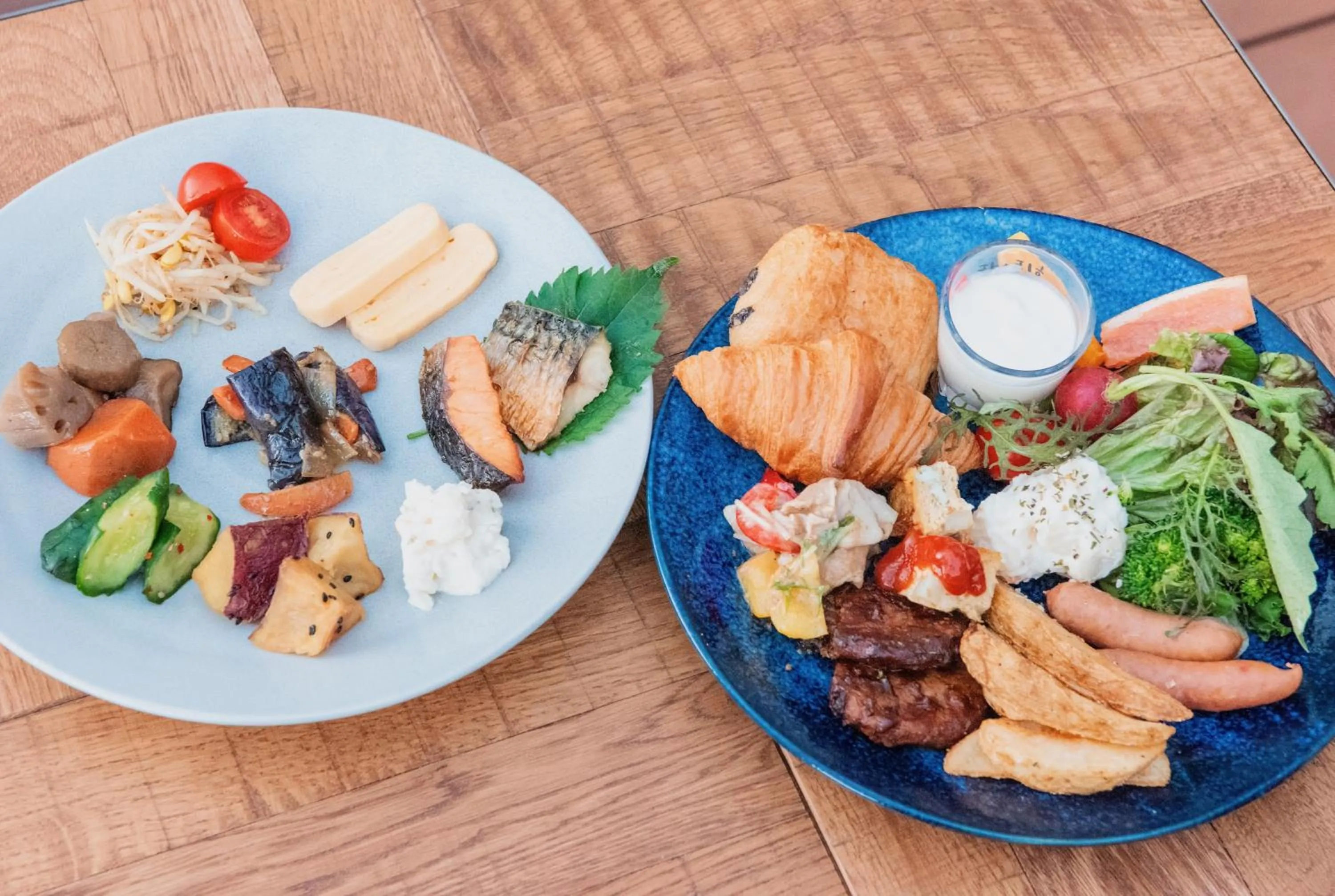 Restaurant/places to eat in HOTEL HILLARYS Akasaka