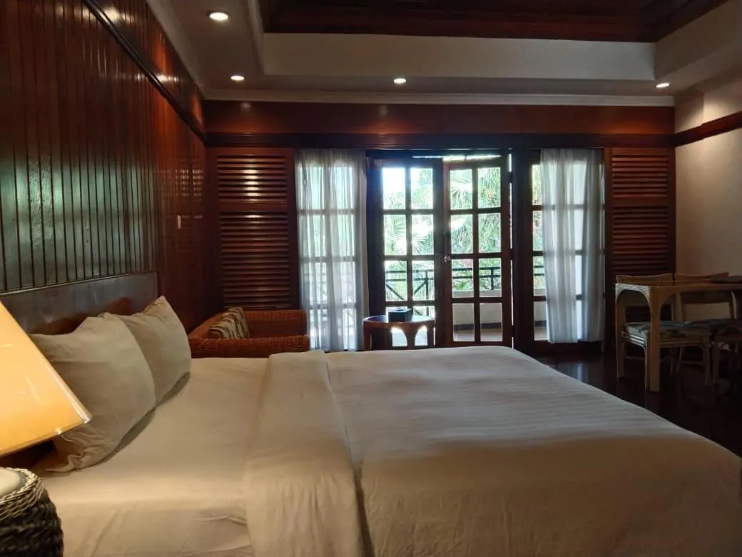 Bed in Tiara Labuan Hotel