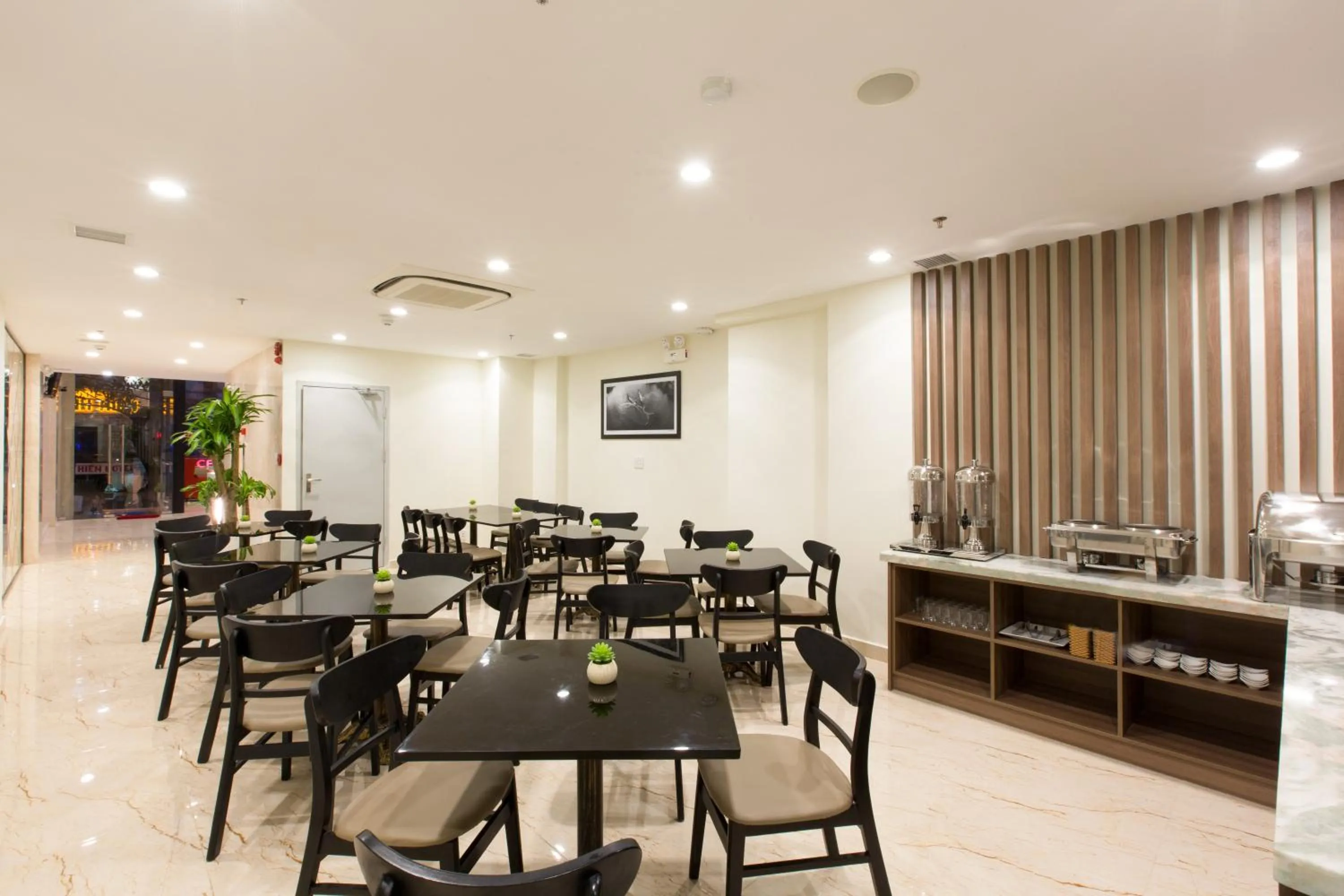 Dining area in Central Hotel & Spa Danang