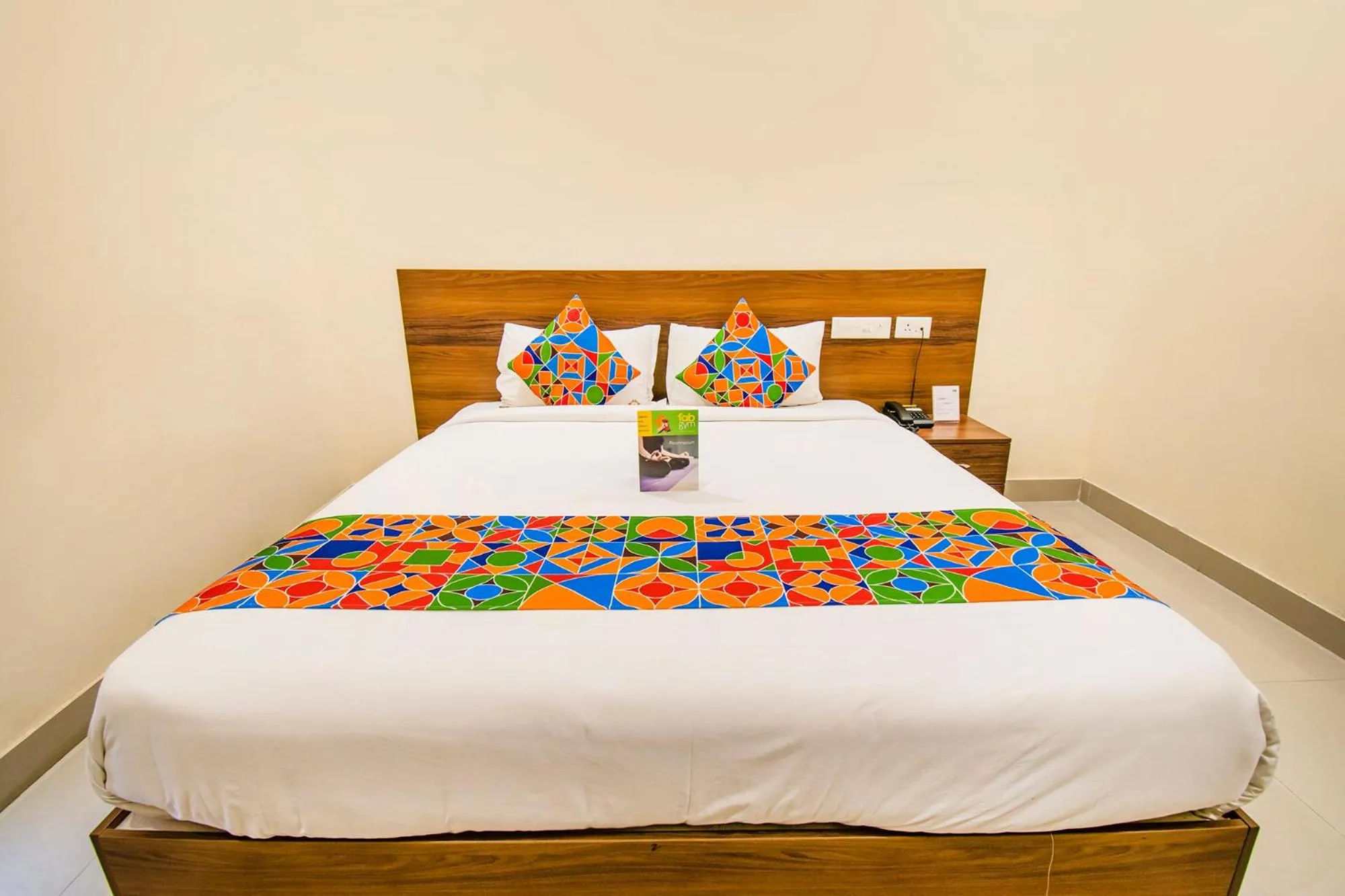 Bed in FabHotel Thejas Paaradise - Nr Coimbatore Institute of Technology
