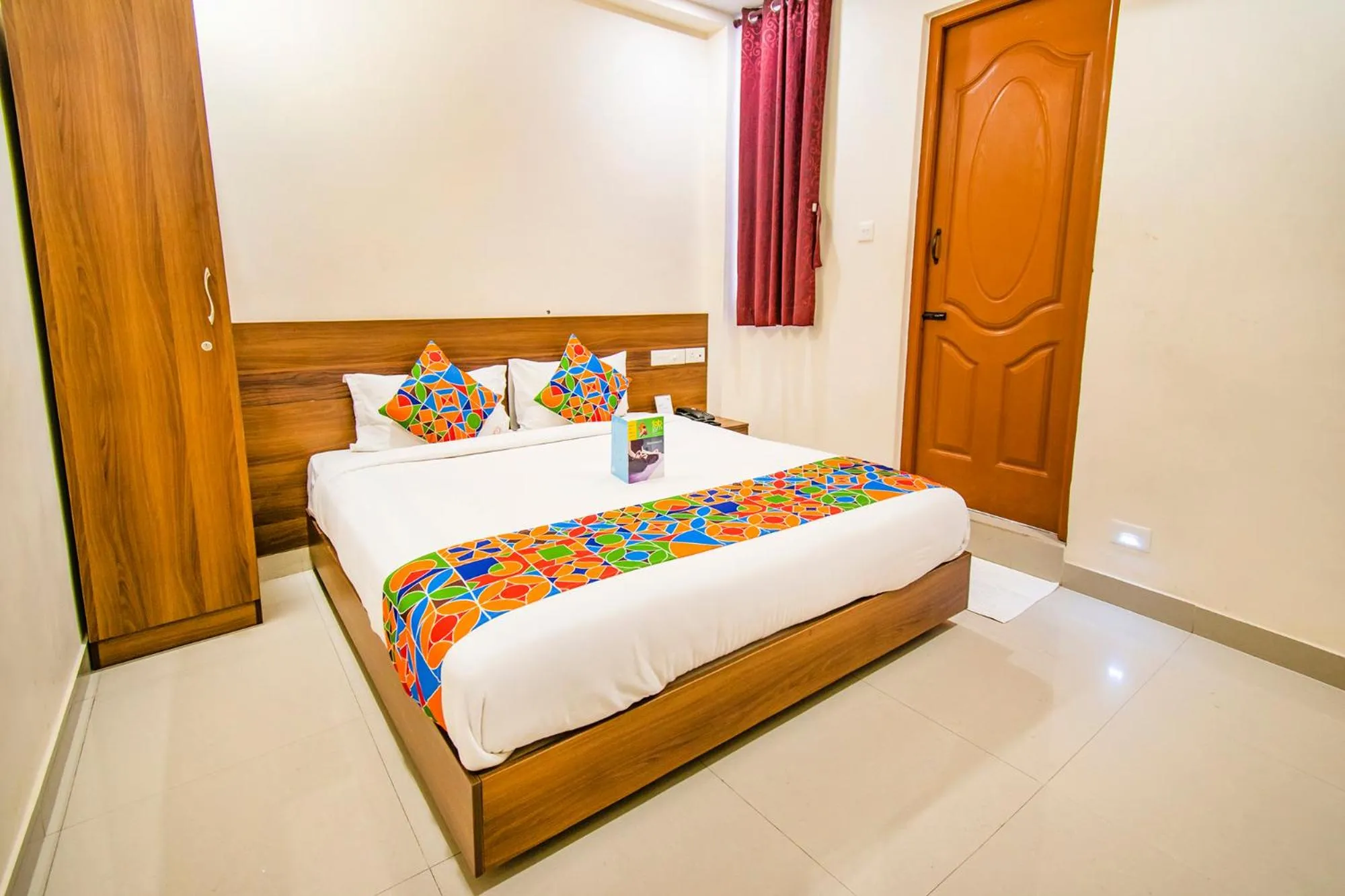 Bed in FabHotel Thejas Paaradise - Nr Coimbatore Institute of Technology