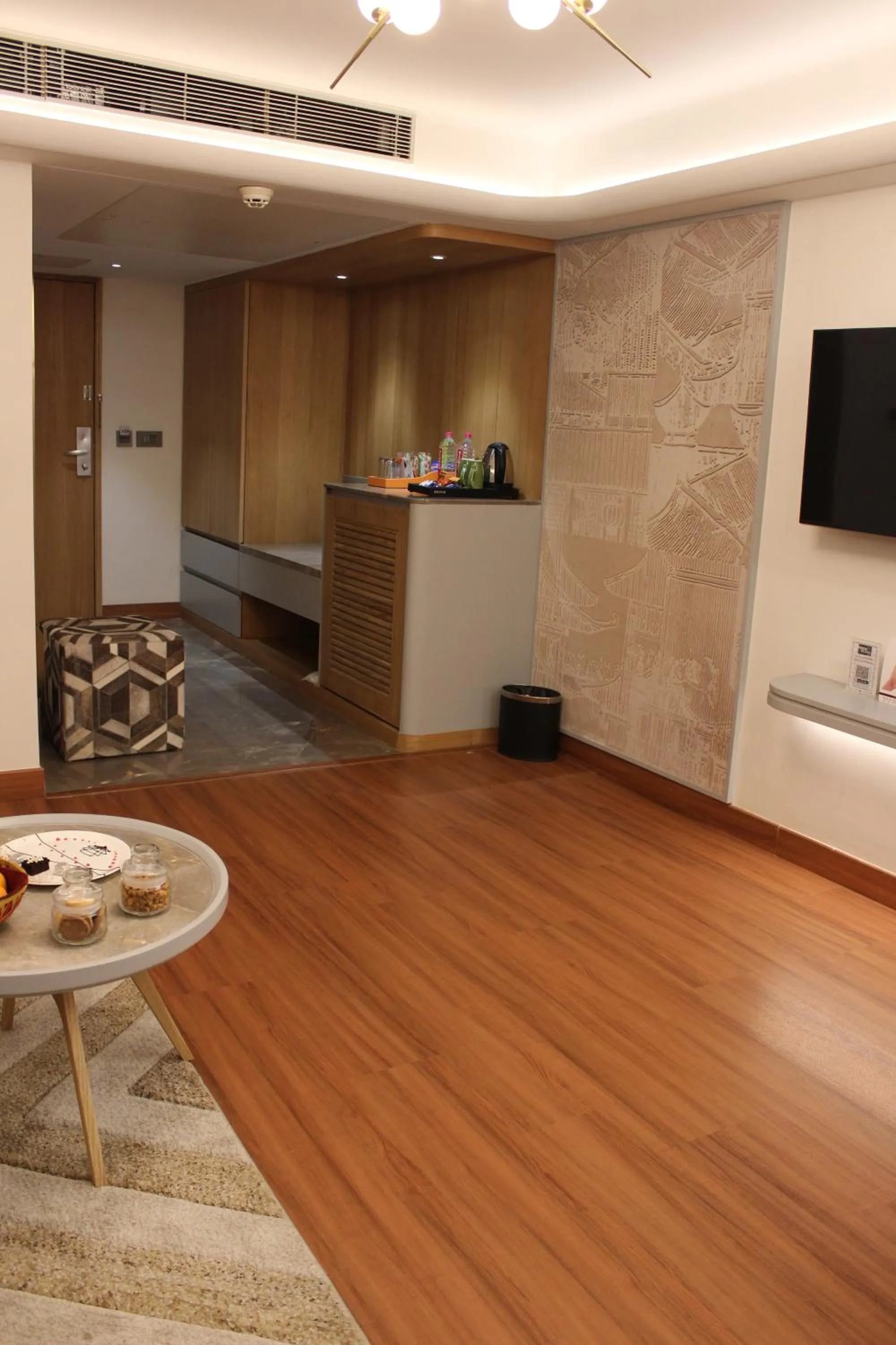 TV and multimedia in Pride Plaza Hotel, Ahmedabad